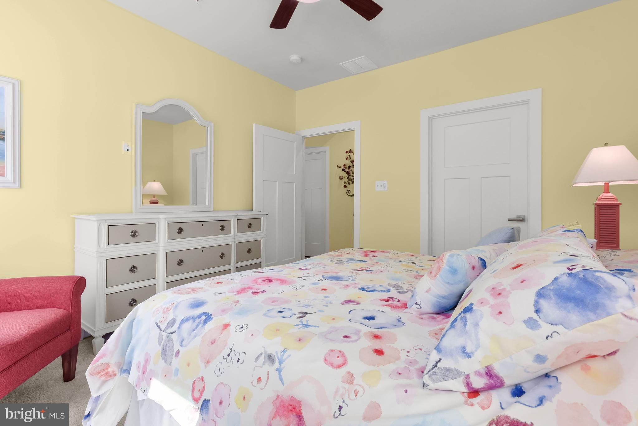 TWO RIVERS - Residential