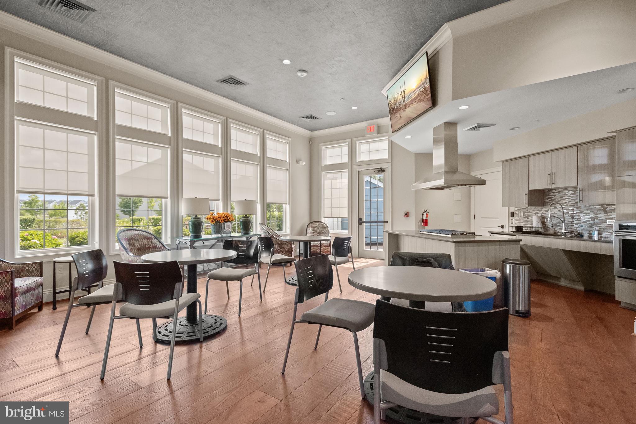 TWO RIVERS - Residential