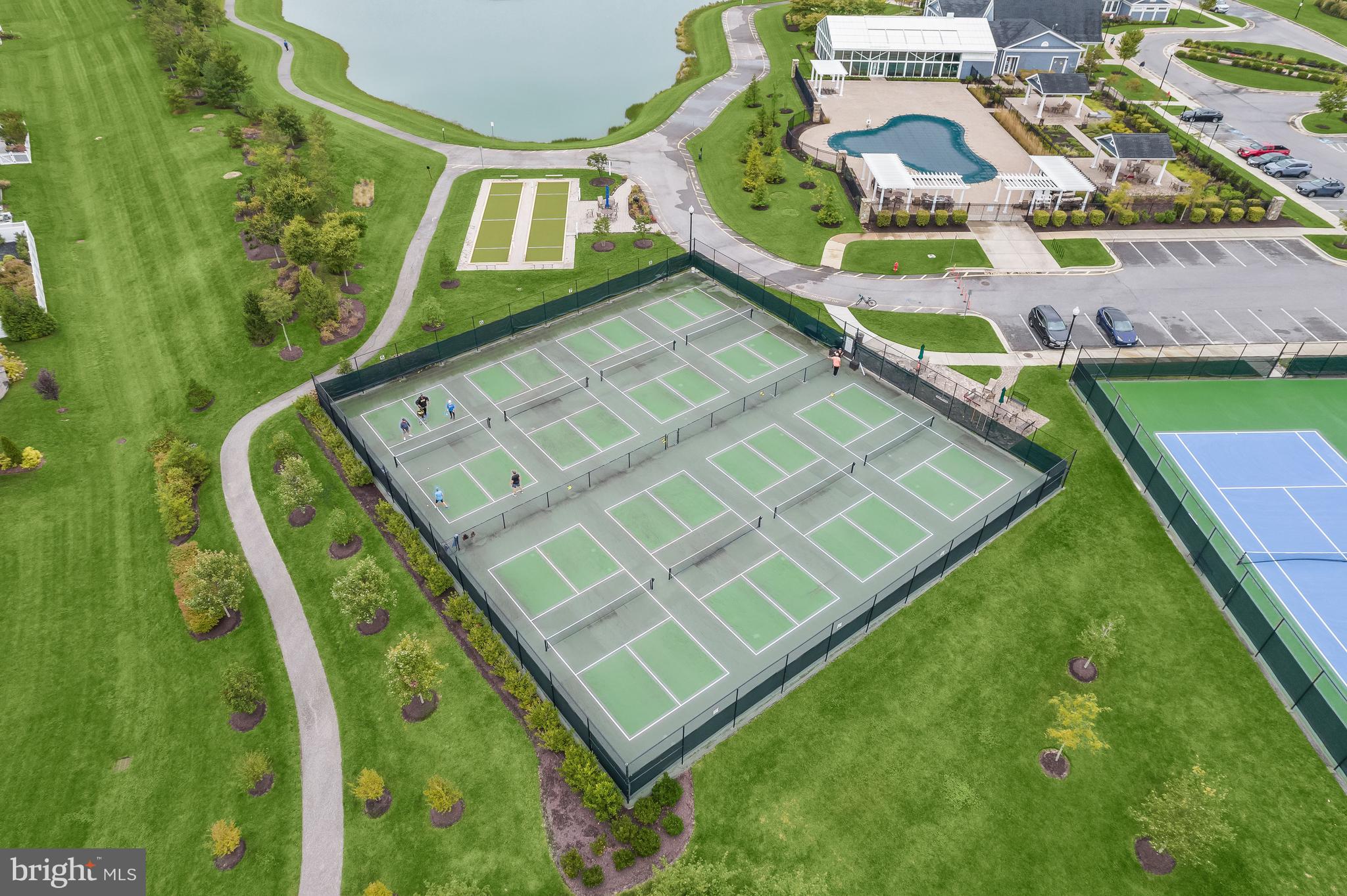 TWO RIVERS - Residential