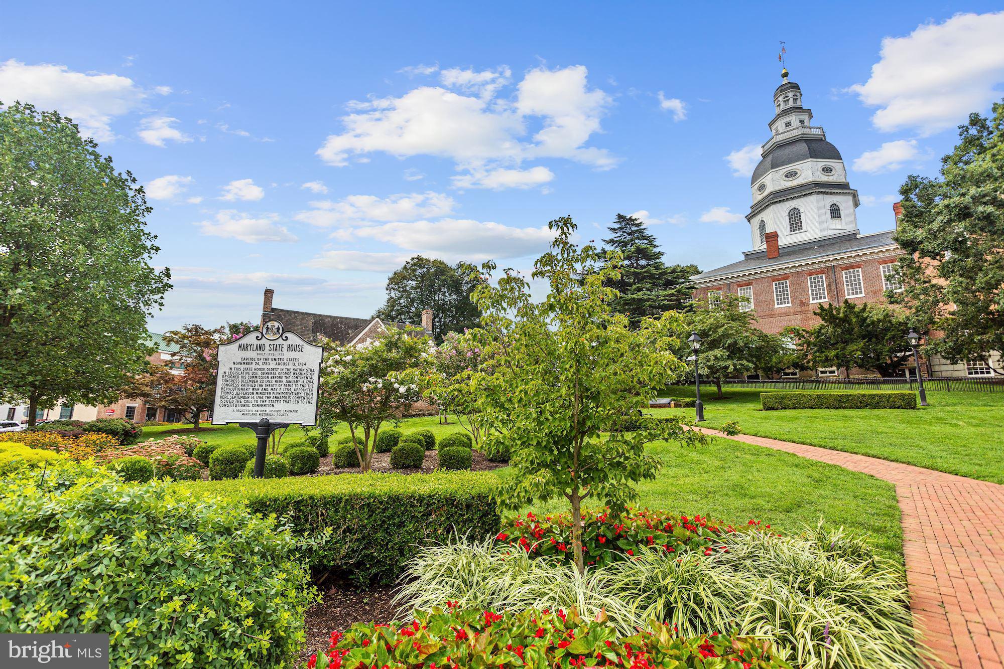 TWO RIVERS - Residential