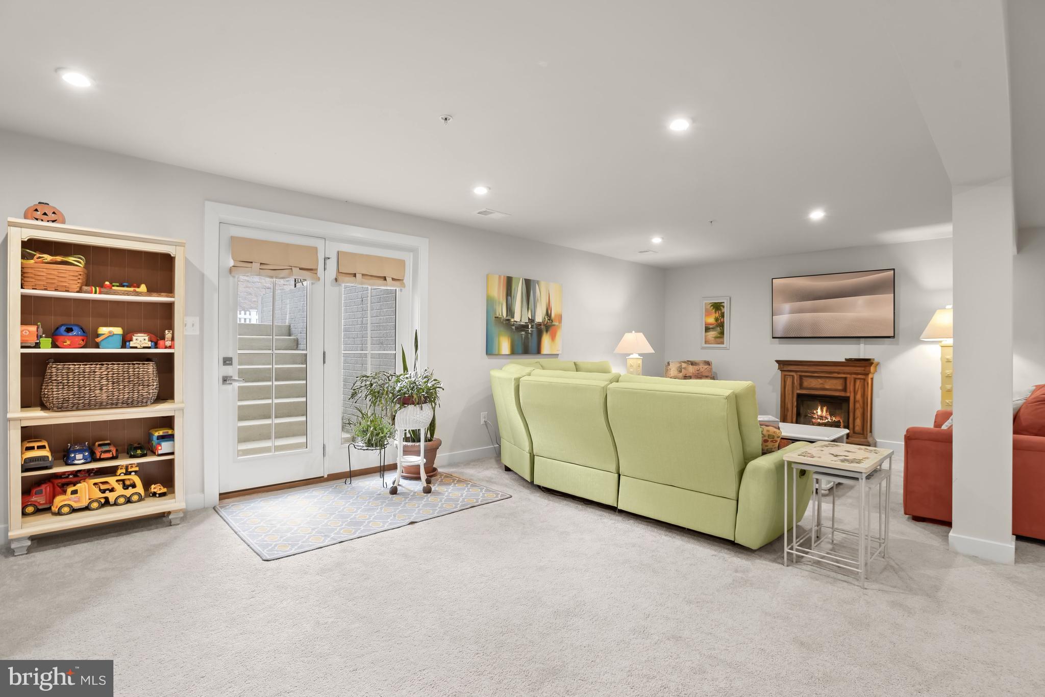 TWO RIVERS - Residential