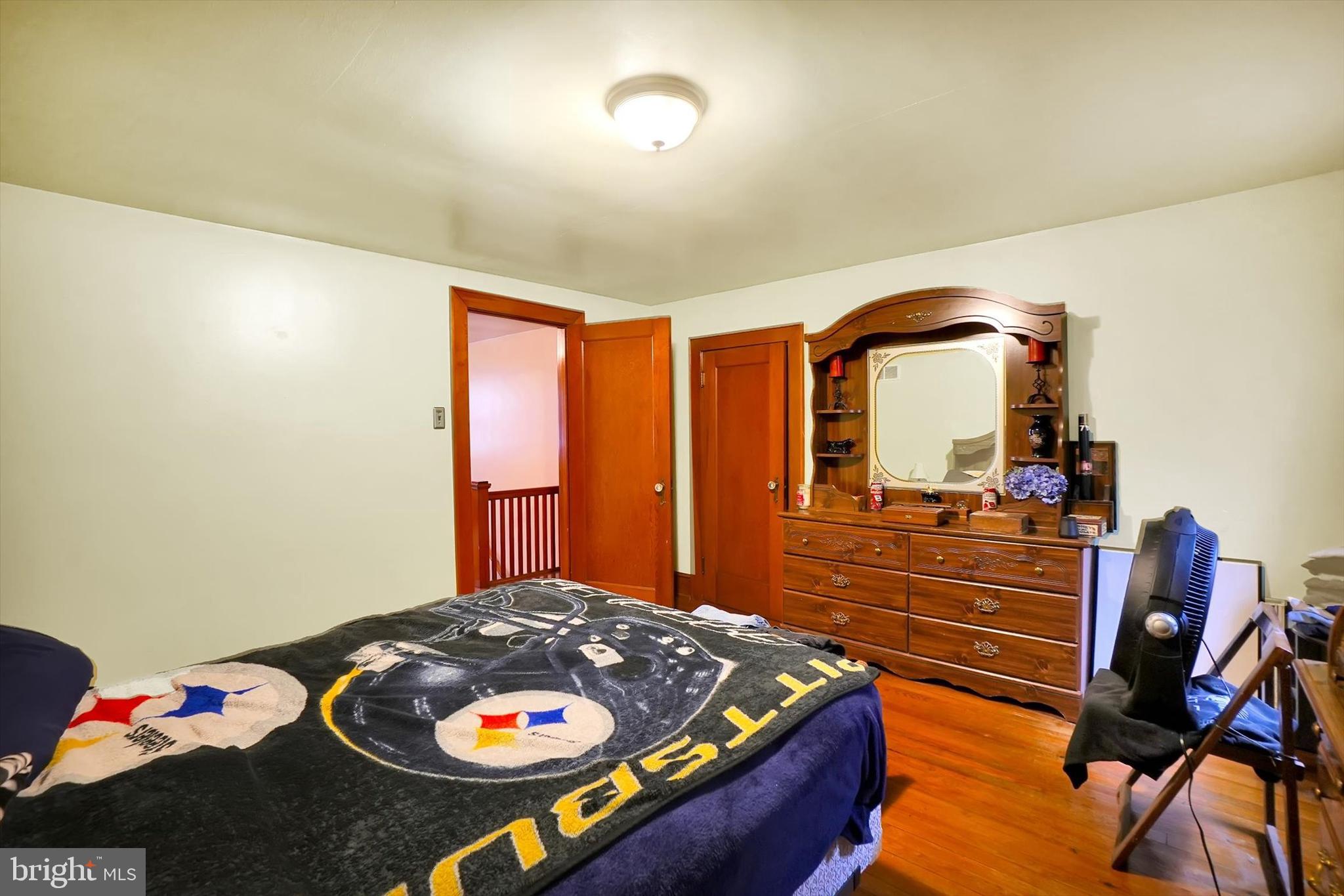 GLEN ROCK - Residential