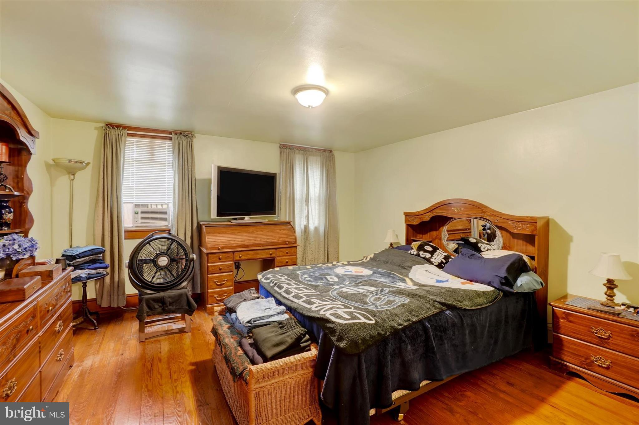 GLEN ROCK - Residential