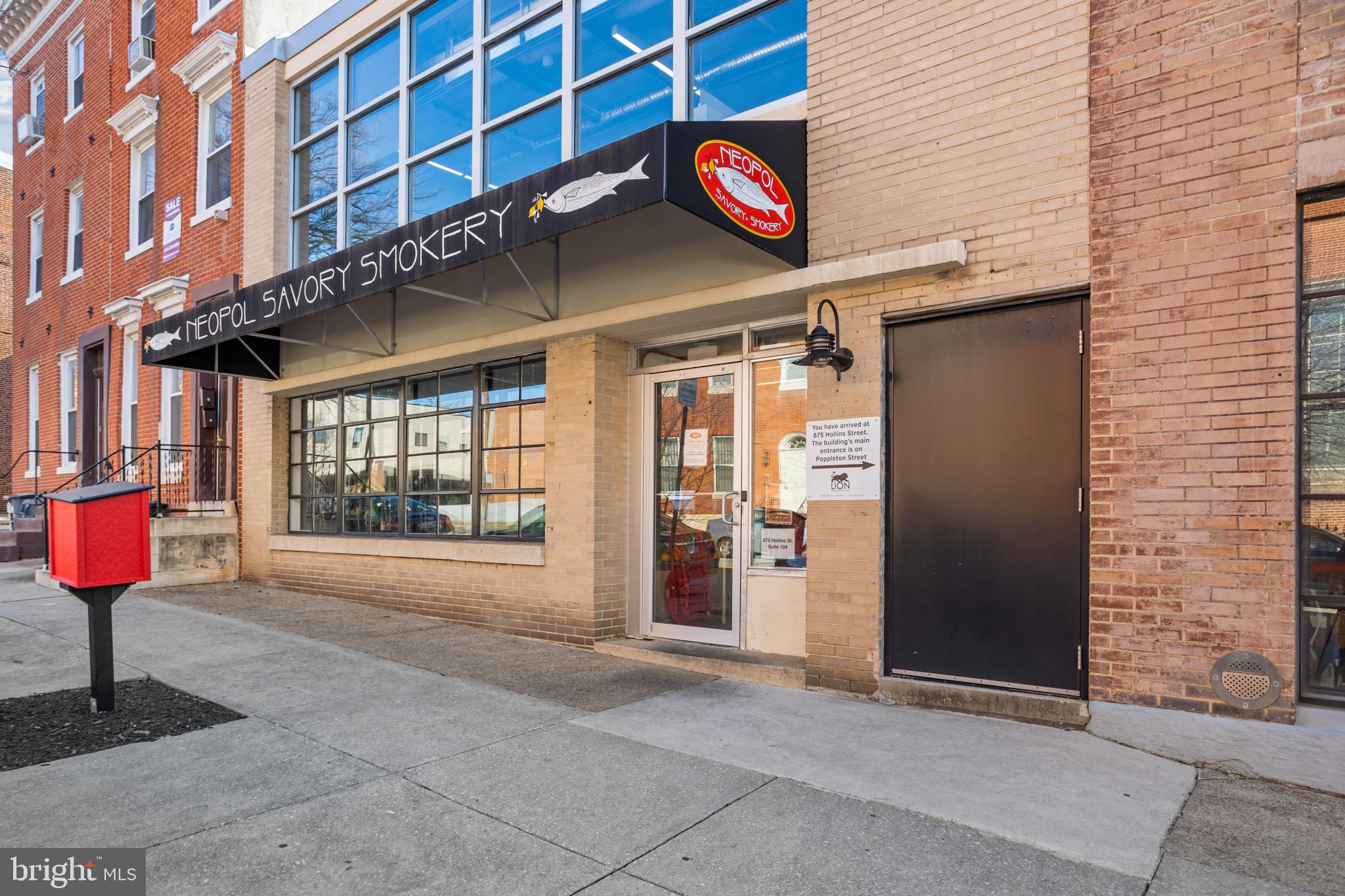 HOLLINS MARKET - Residential