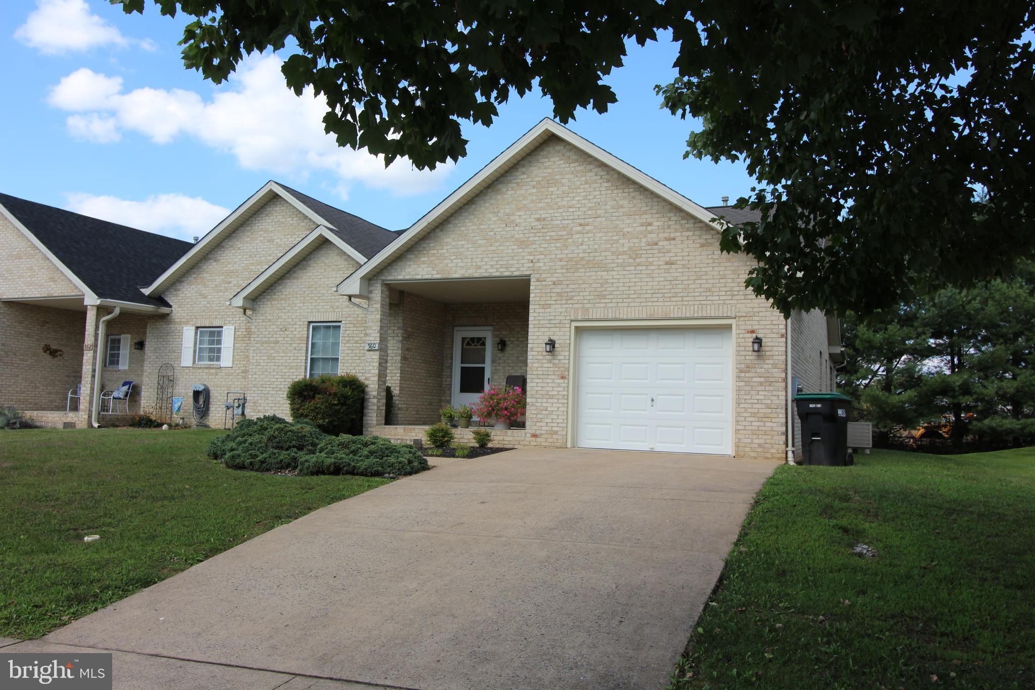 MADISON VILLAGE - Residential Lease