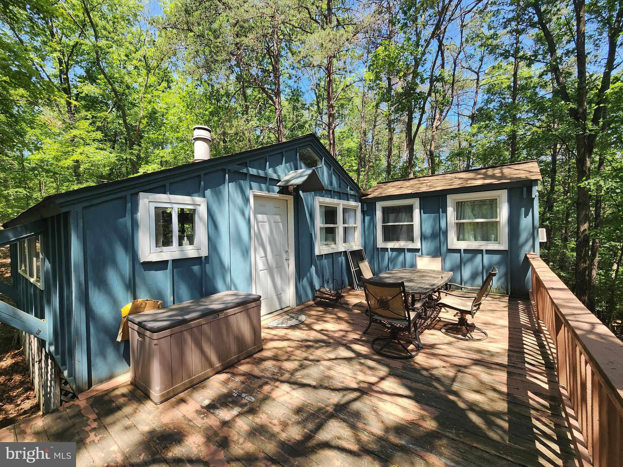 SLEEPY CREEK HIDE-A-WAY - Residential