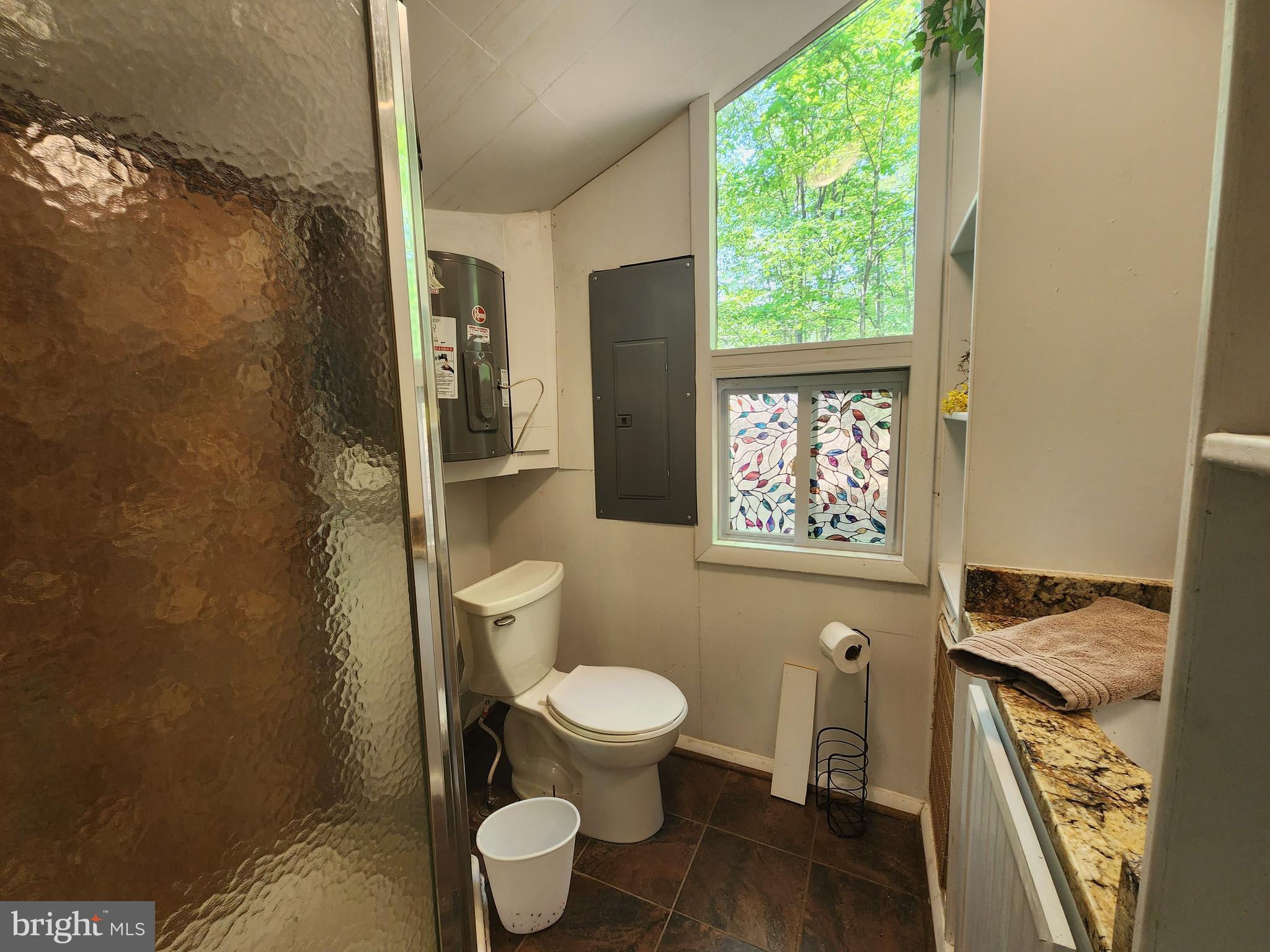 SLEEPY CREEK HIDE-A-WAY - Residential