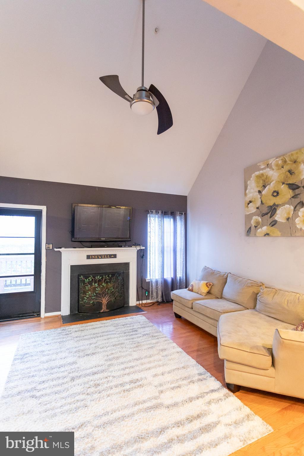 ROLLING GREEN - Residential