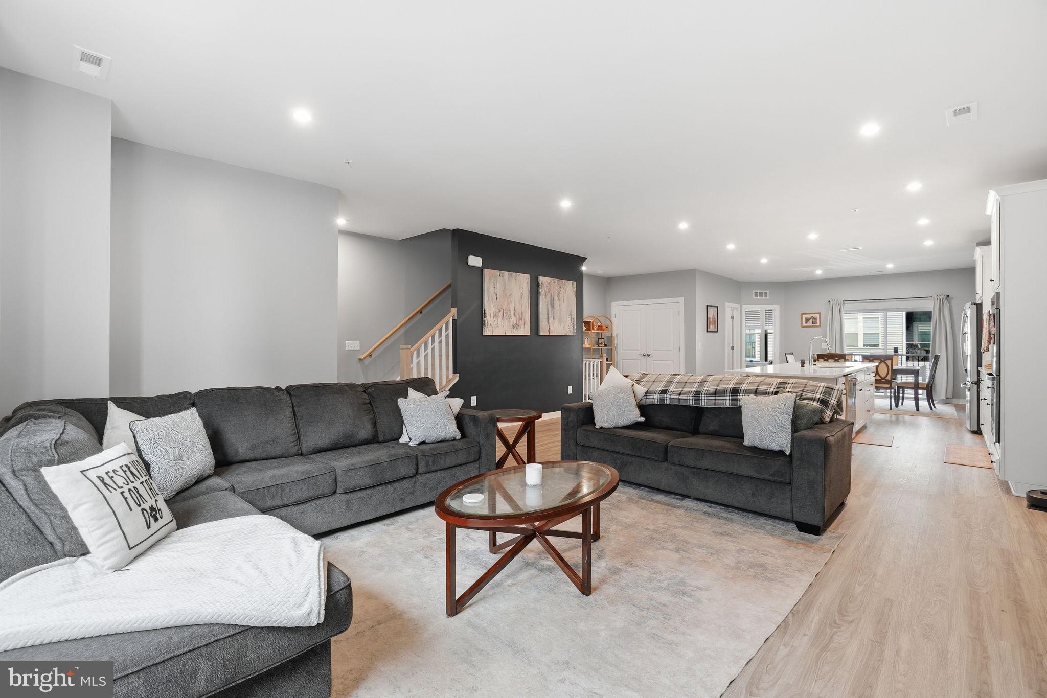 2129 GLACIER ROAD 88