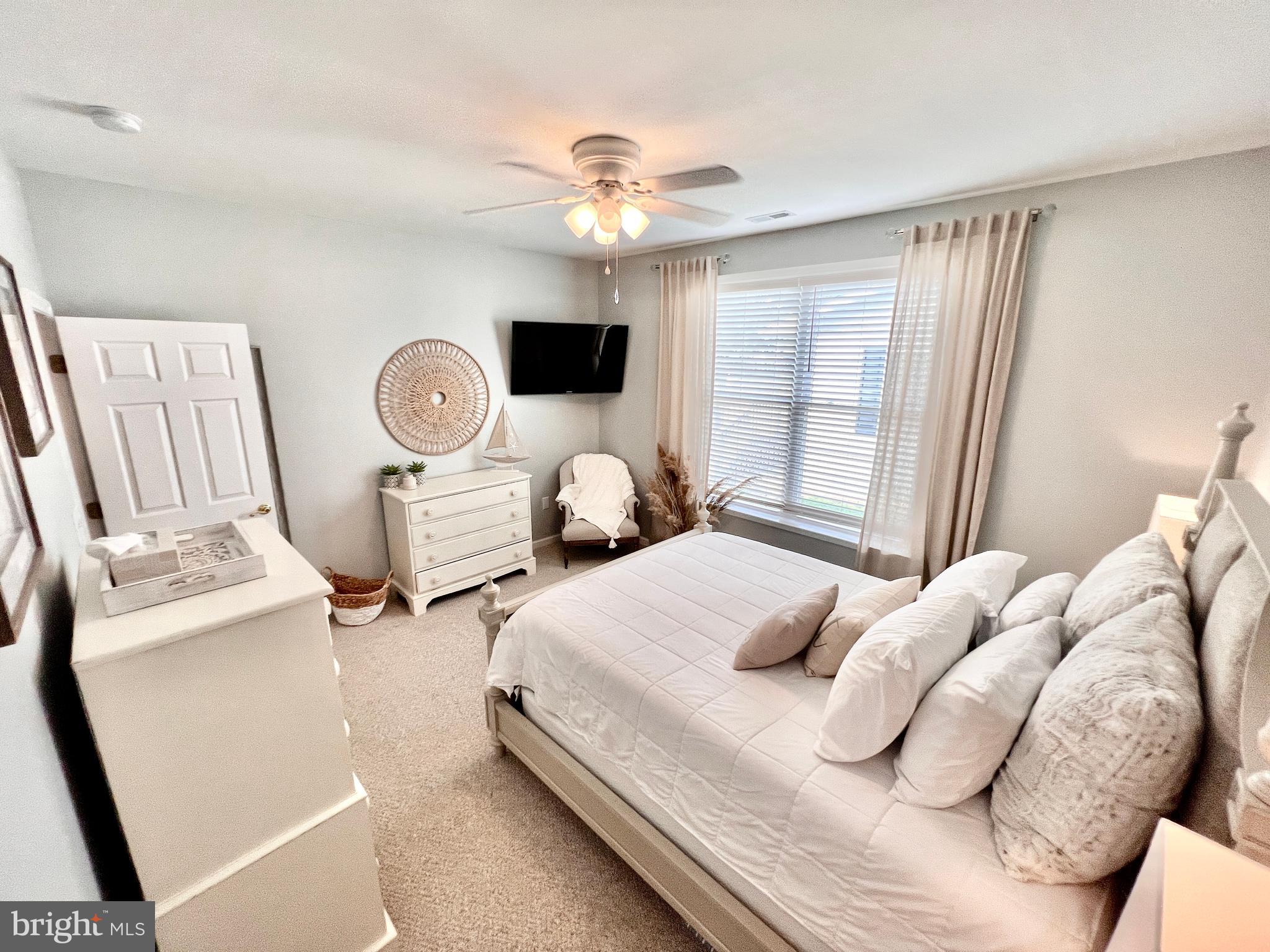 CHESTER RIVER BEACH - Residential