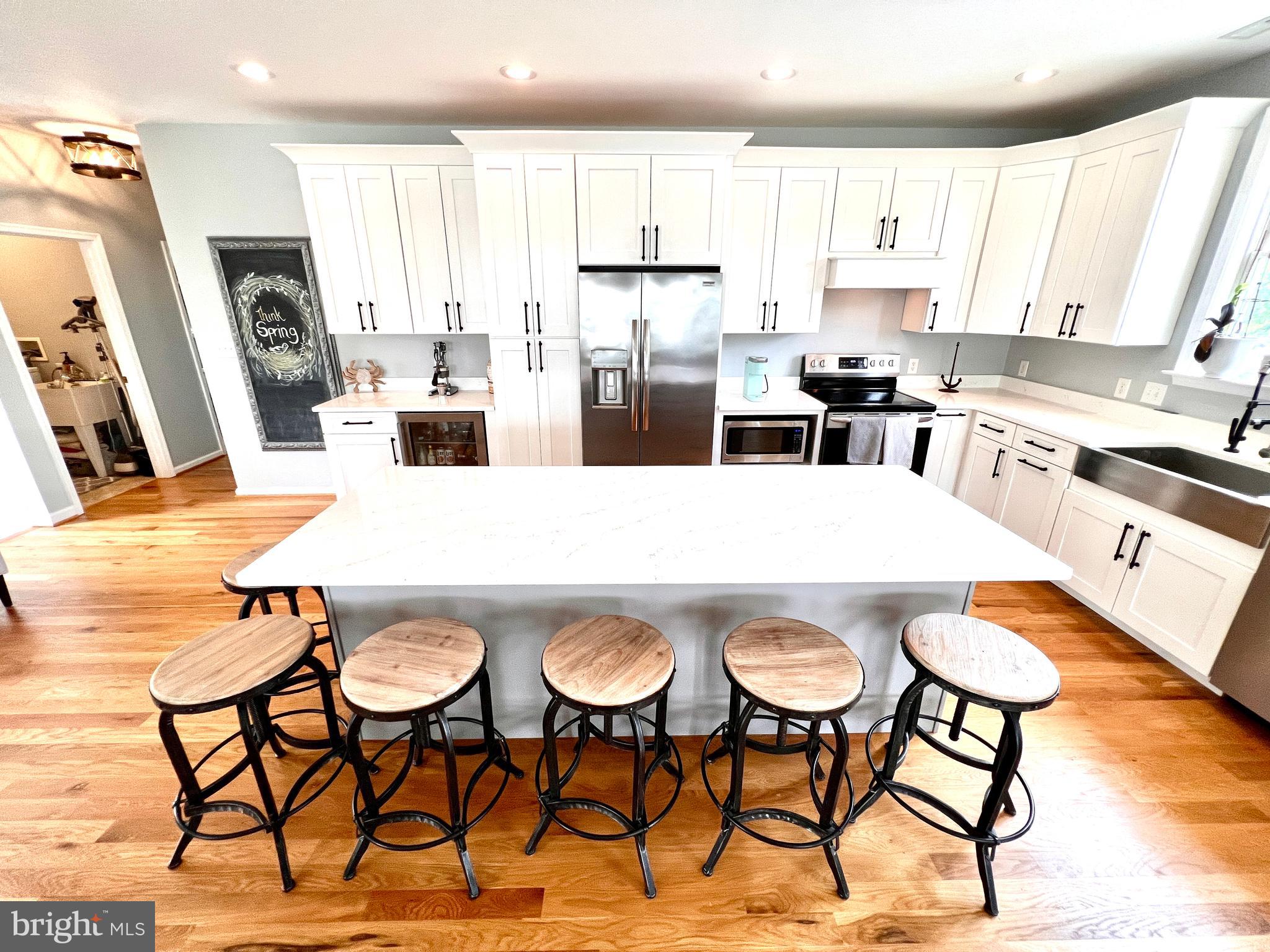 CHESTER RIVER BEACH - Residential