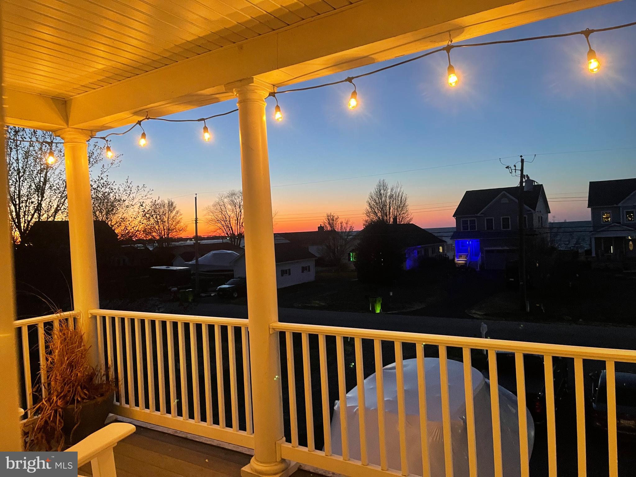 CHESTER RIVER BEACH - Residential