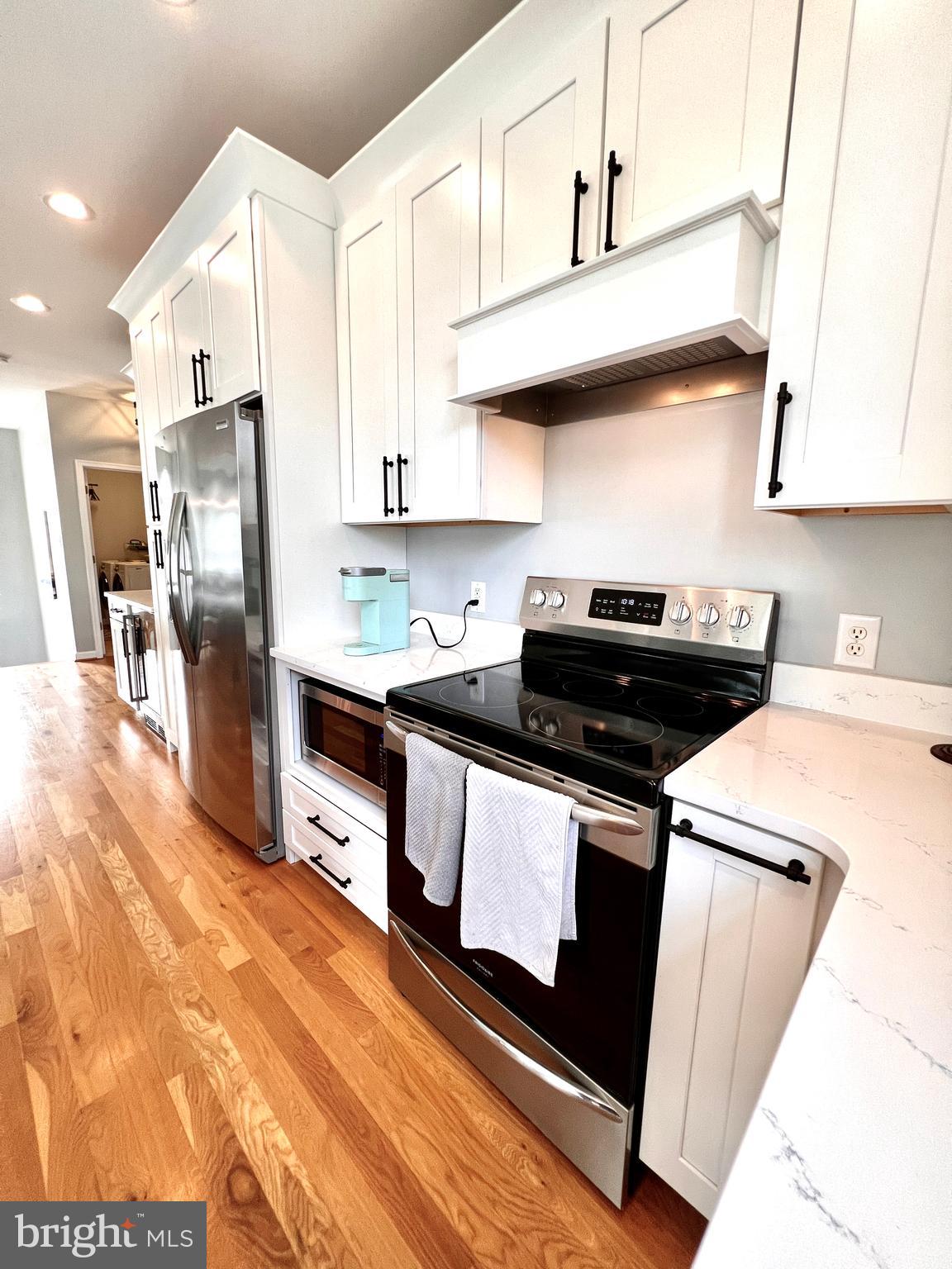 CHESTER RIVER BEACH - Residential