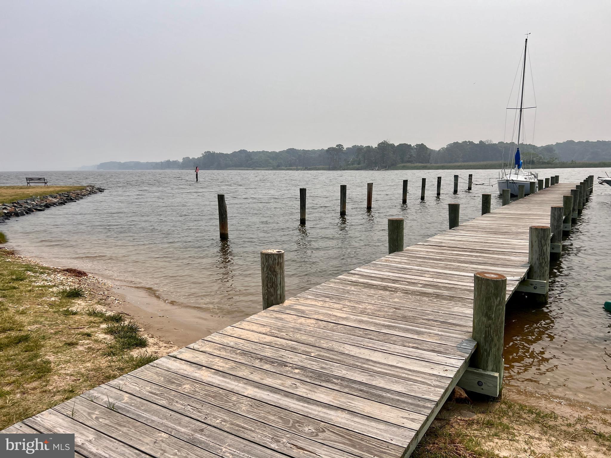 CHESTER RIVER BEACH - Residential