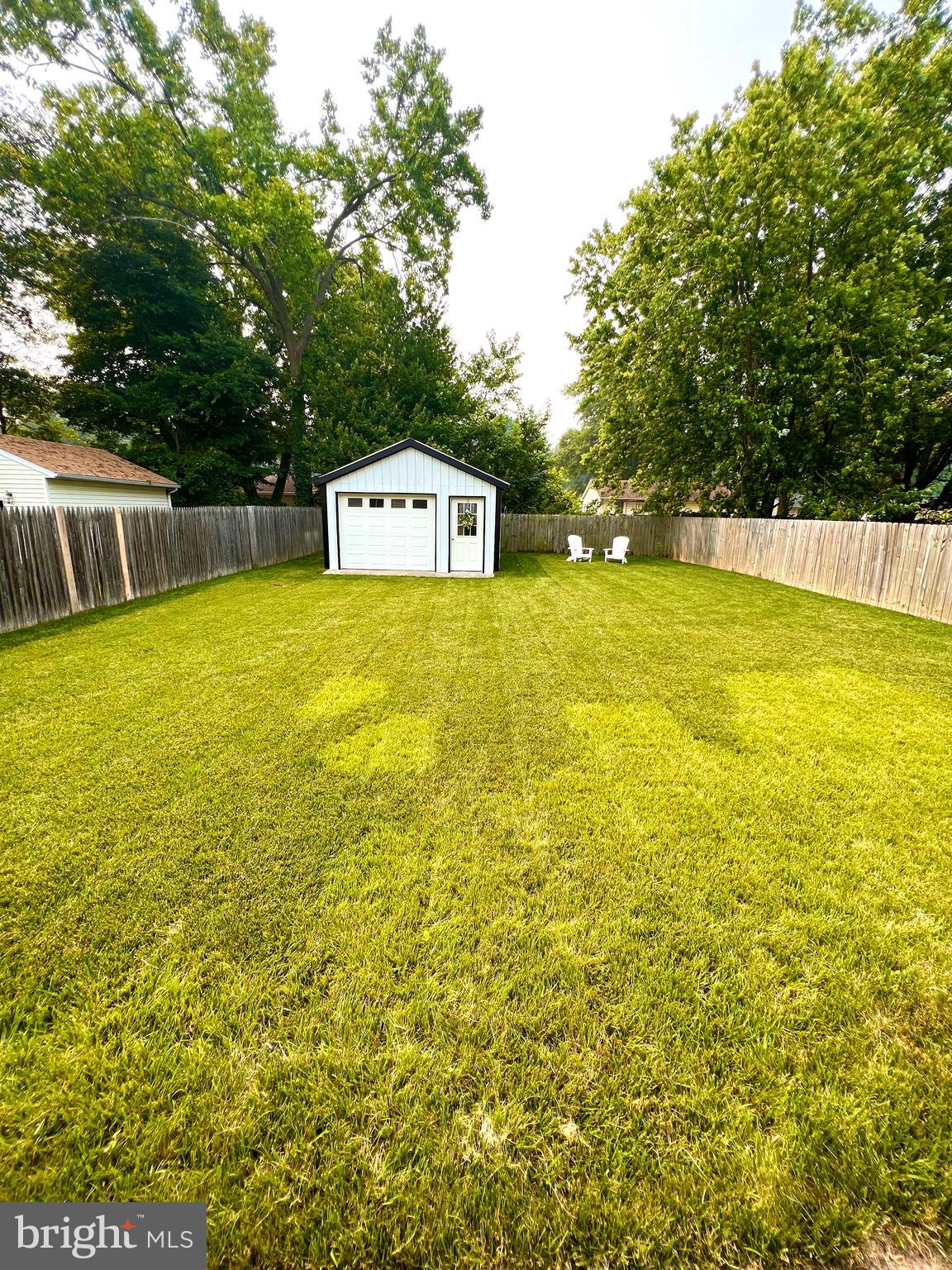 CHESTER RIVER BEACH - Residential