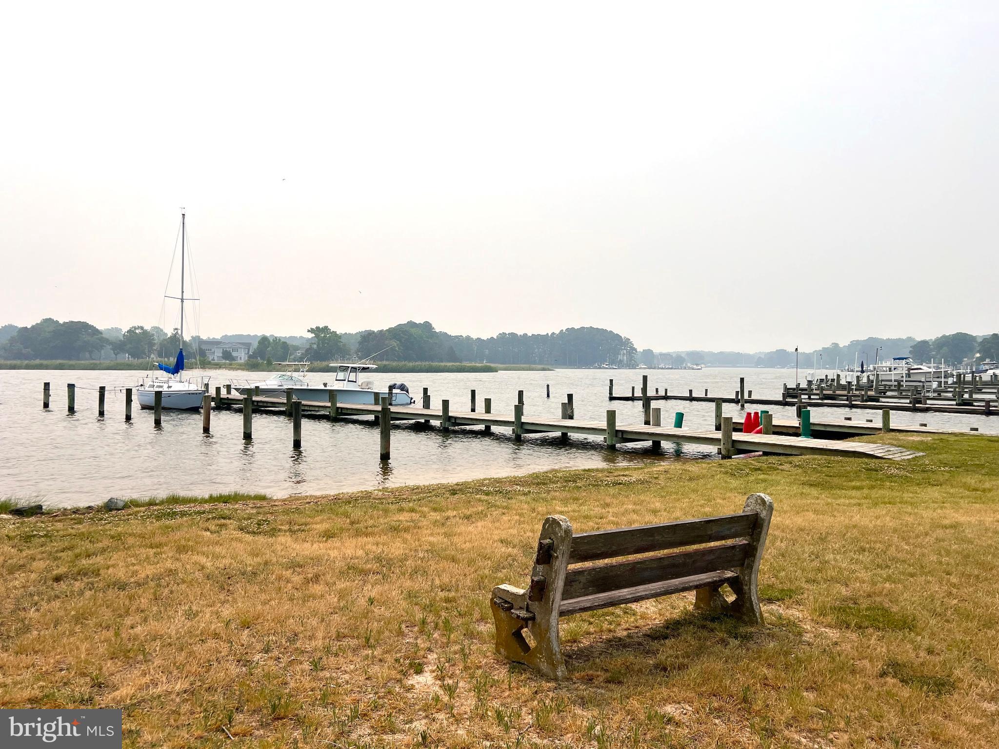 CHESTER RIVER BEACH - Residential