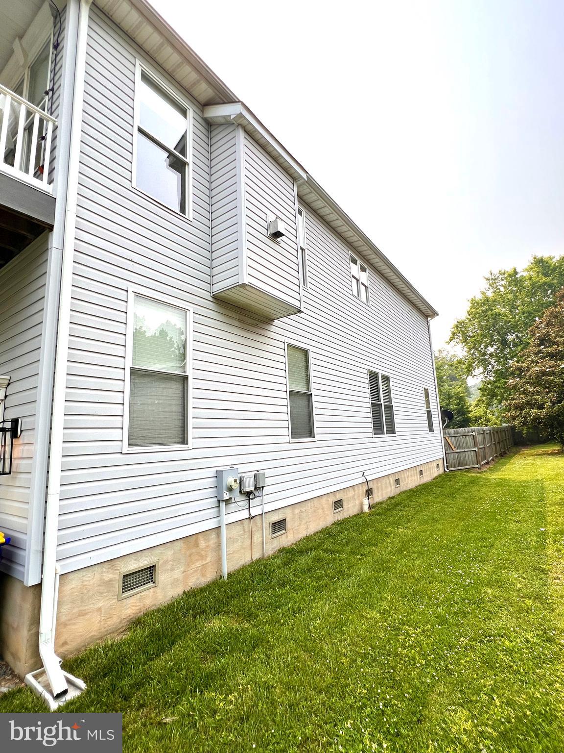 CHESTER RIVER BEACH - Residential