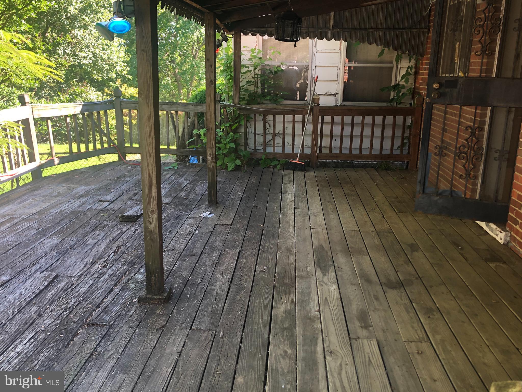 WOODLAWN- FELDMANS ADDN - Residential