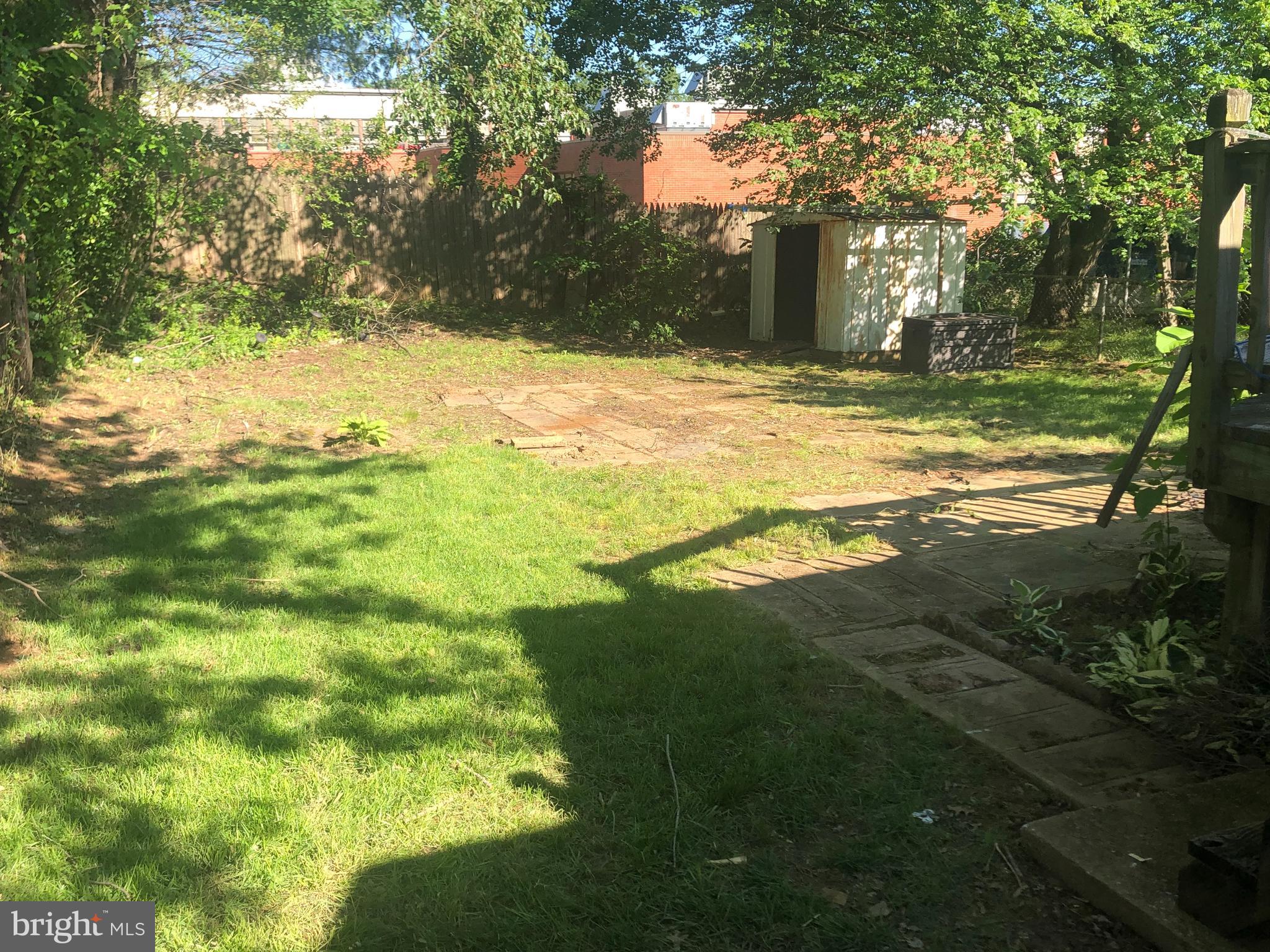 WOODLAWN- FELDMANS ADDN - Residential