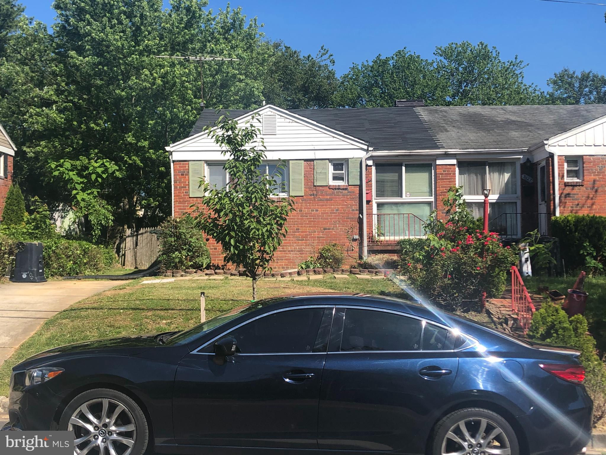 WOODLAWN- FELDMANS ADDN - Residential