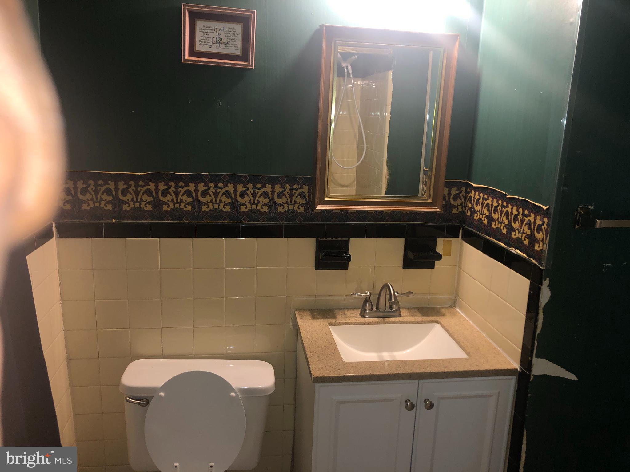 WOODLAWN- FELDMANS ADDN - Residential