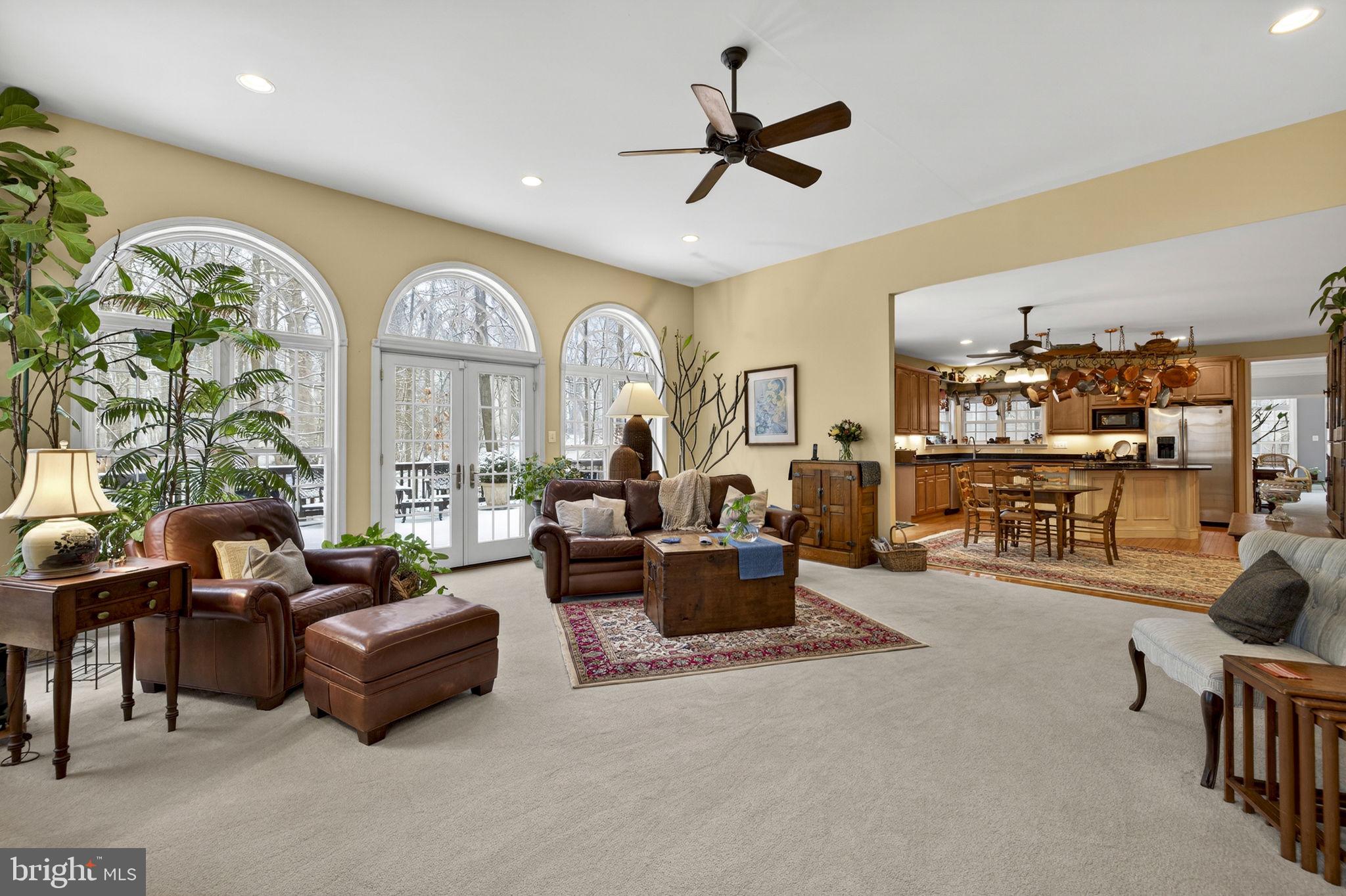 LOVELLA - Residential