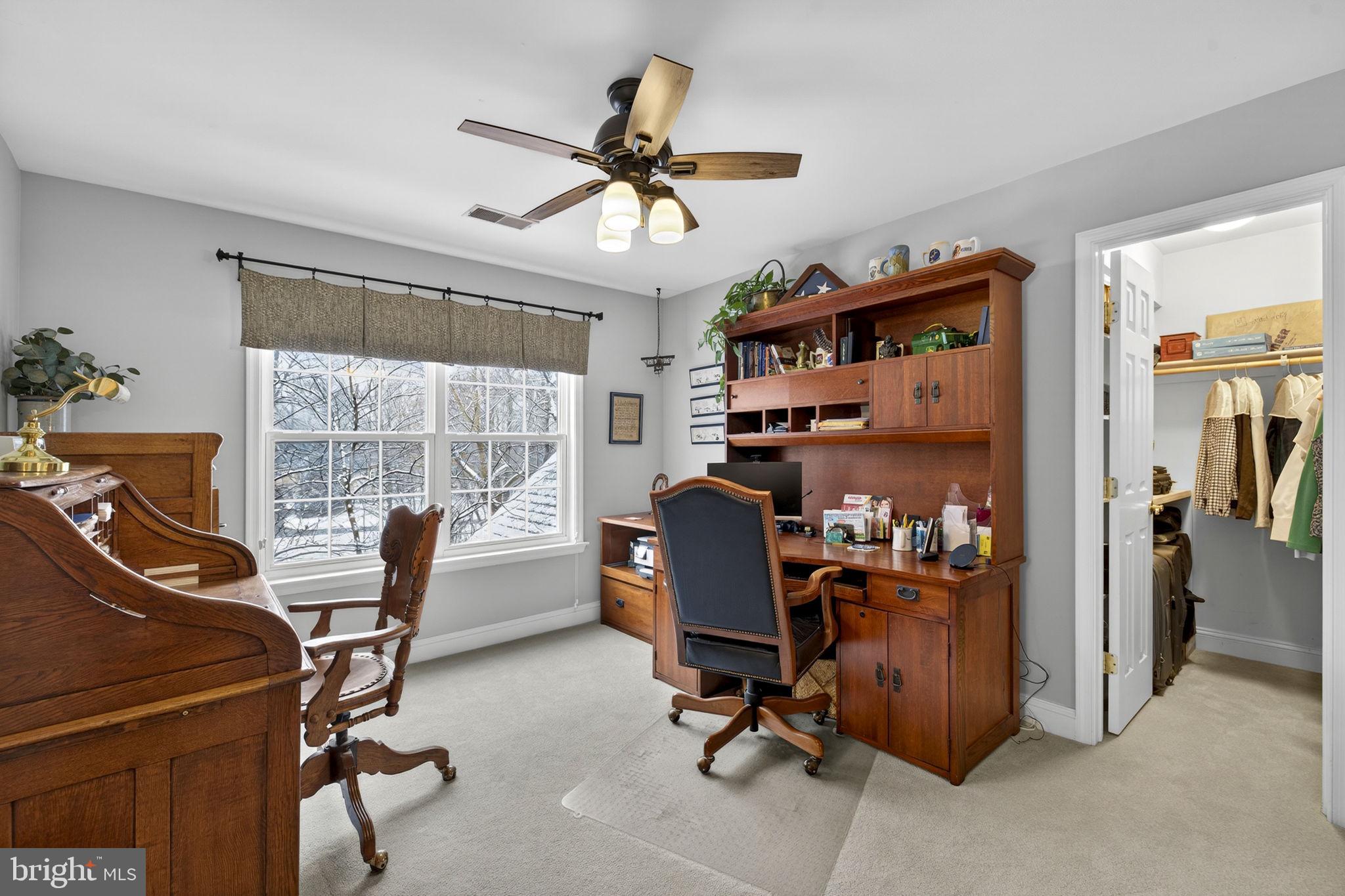 LOVELLA - Residential