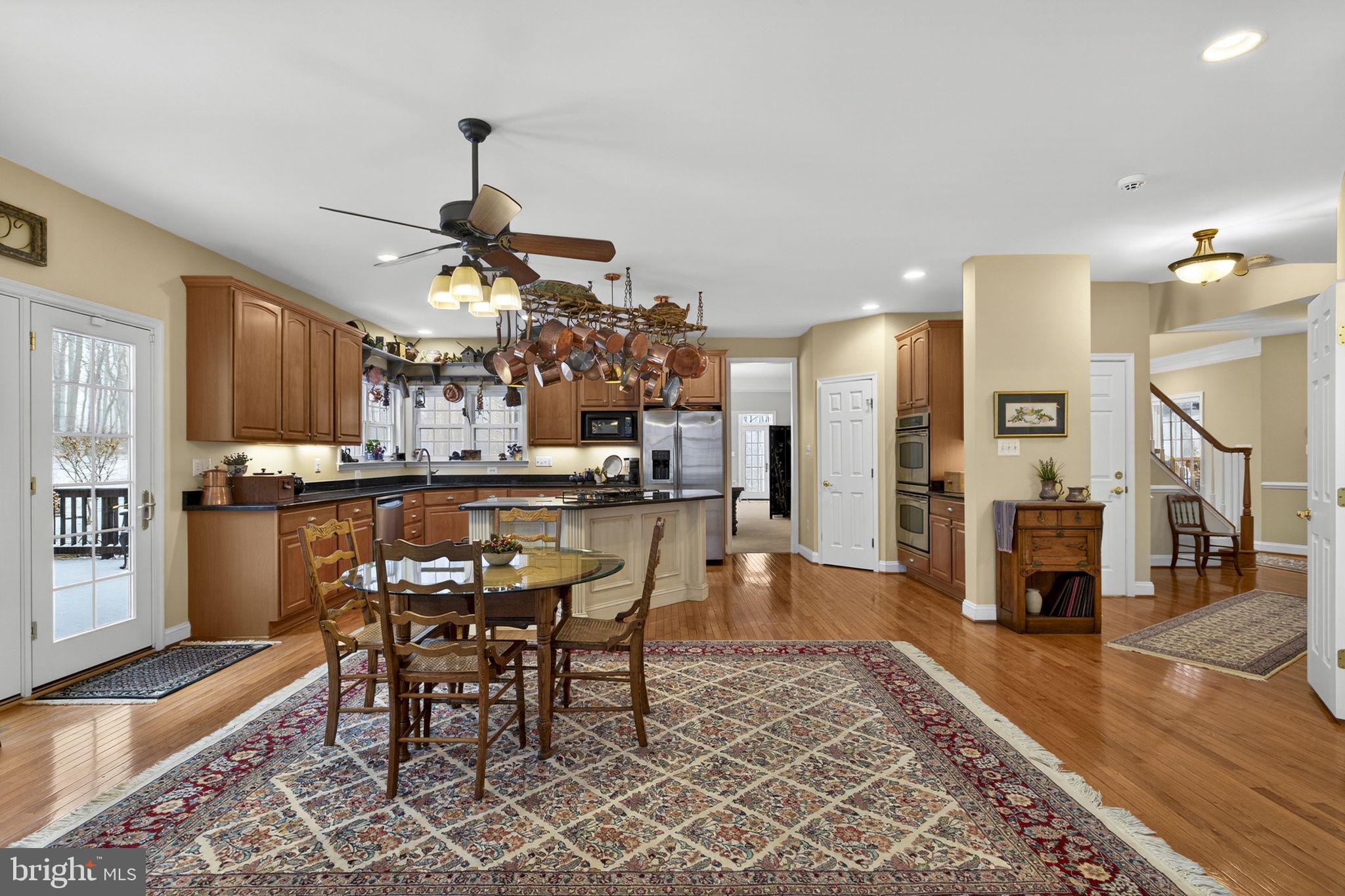 LOVELLA - Residential