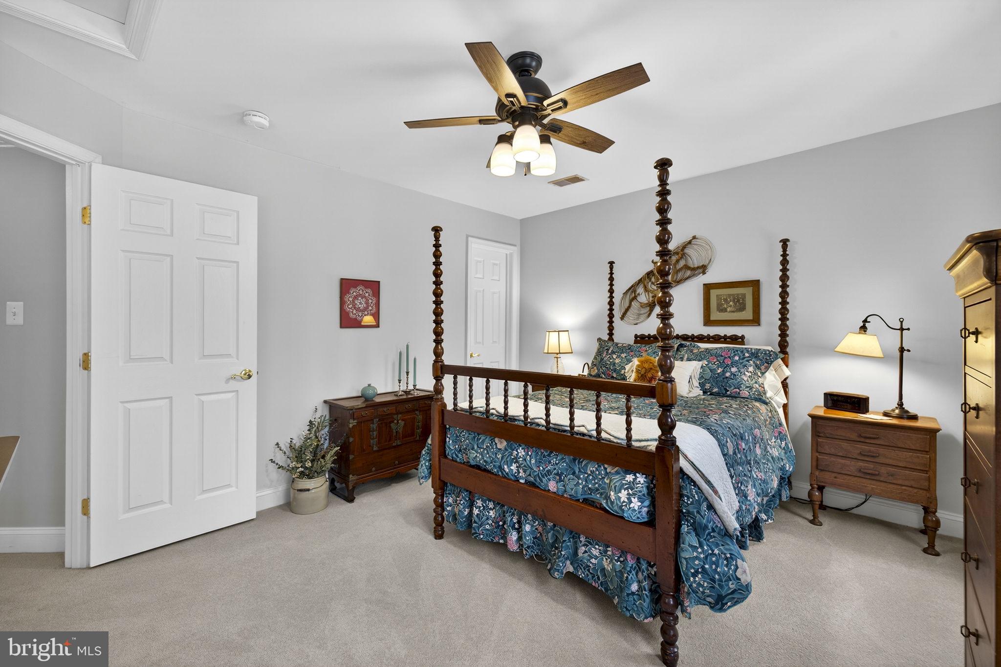 LOVELLA - Residential