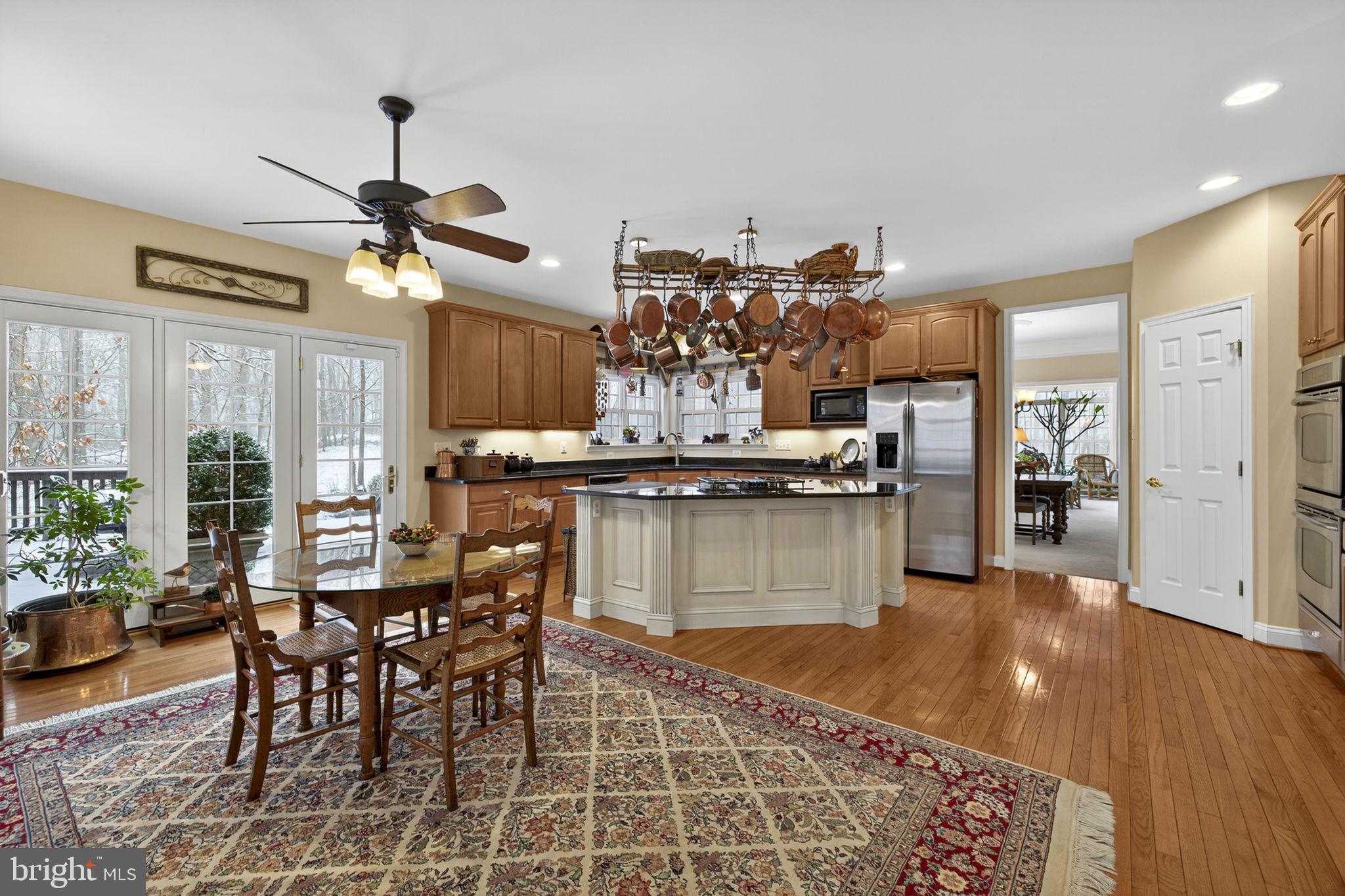 LOVELLA - Residential