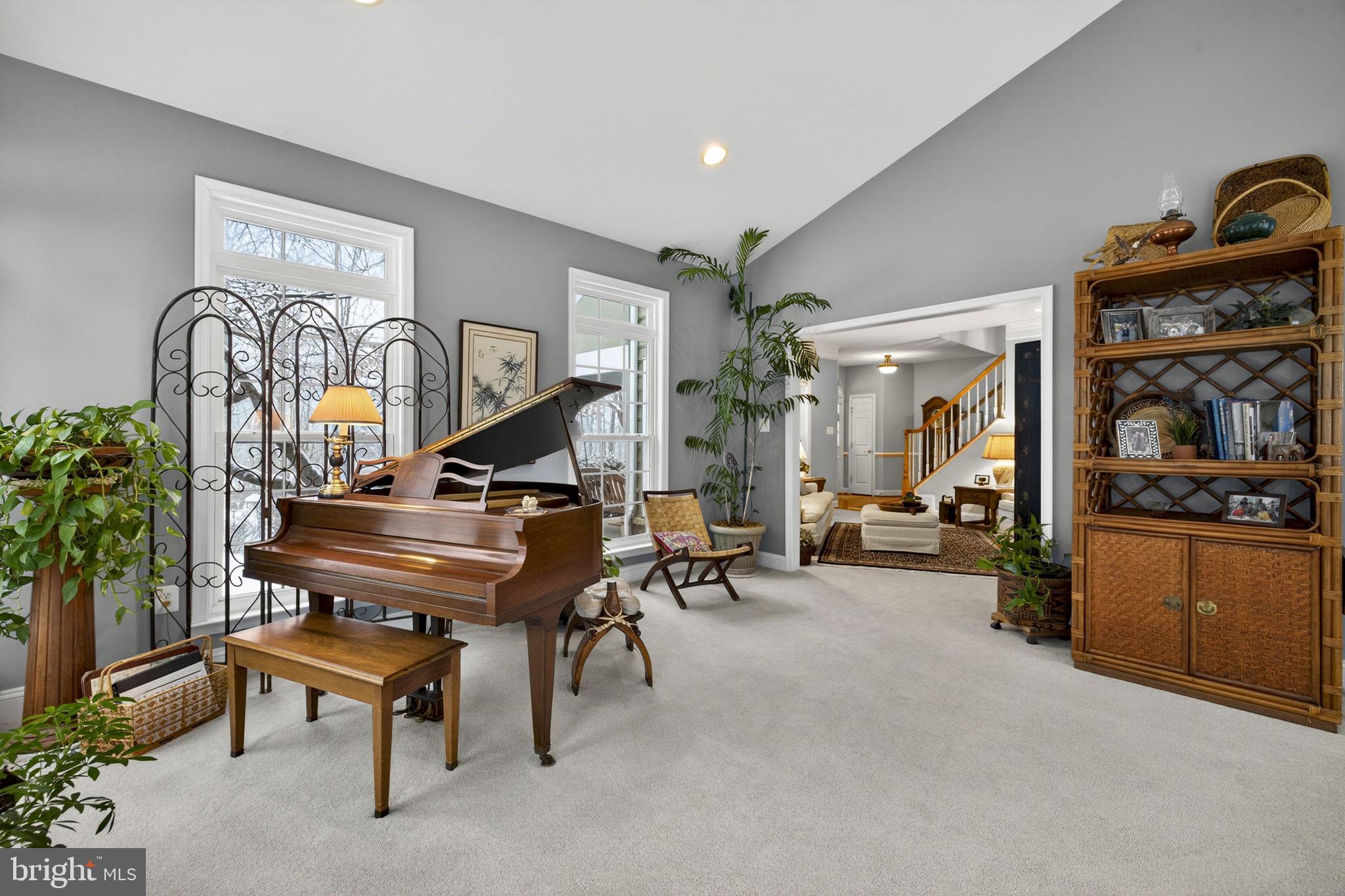 LOVELLA - Residential