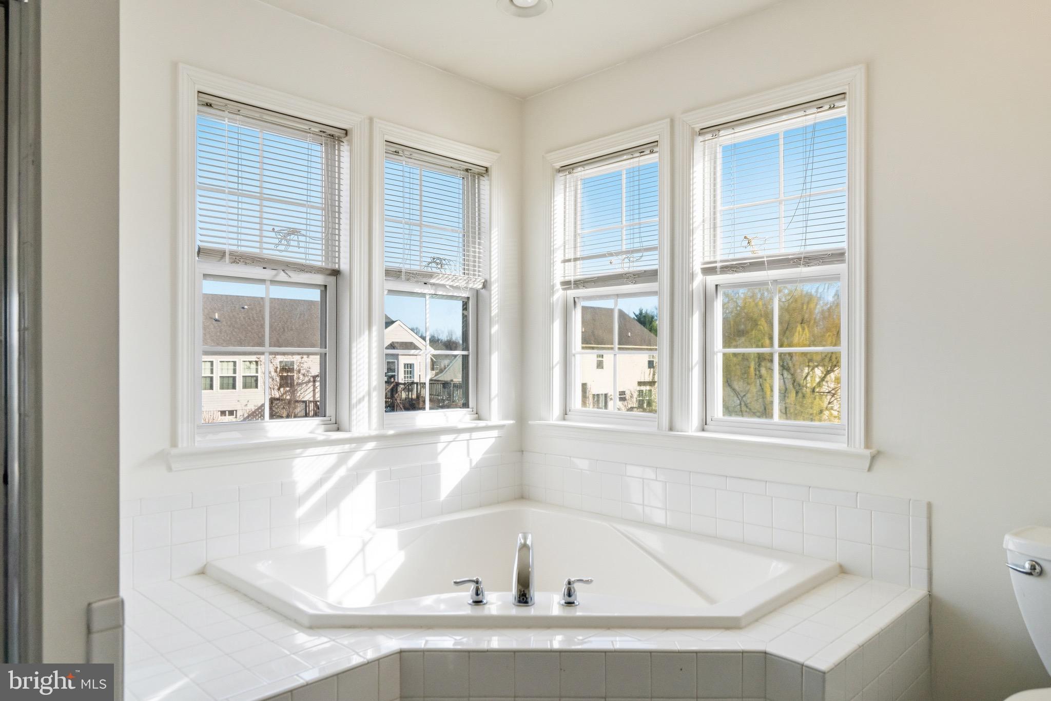 BENTWOOD ESTATES - Residential