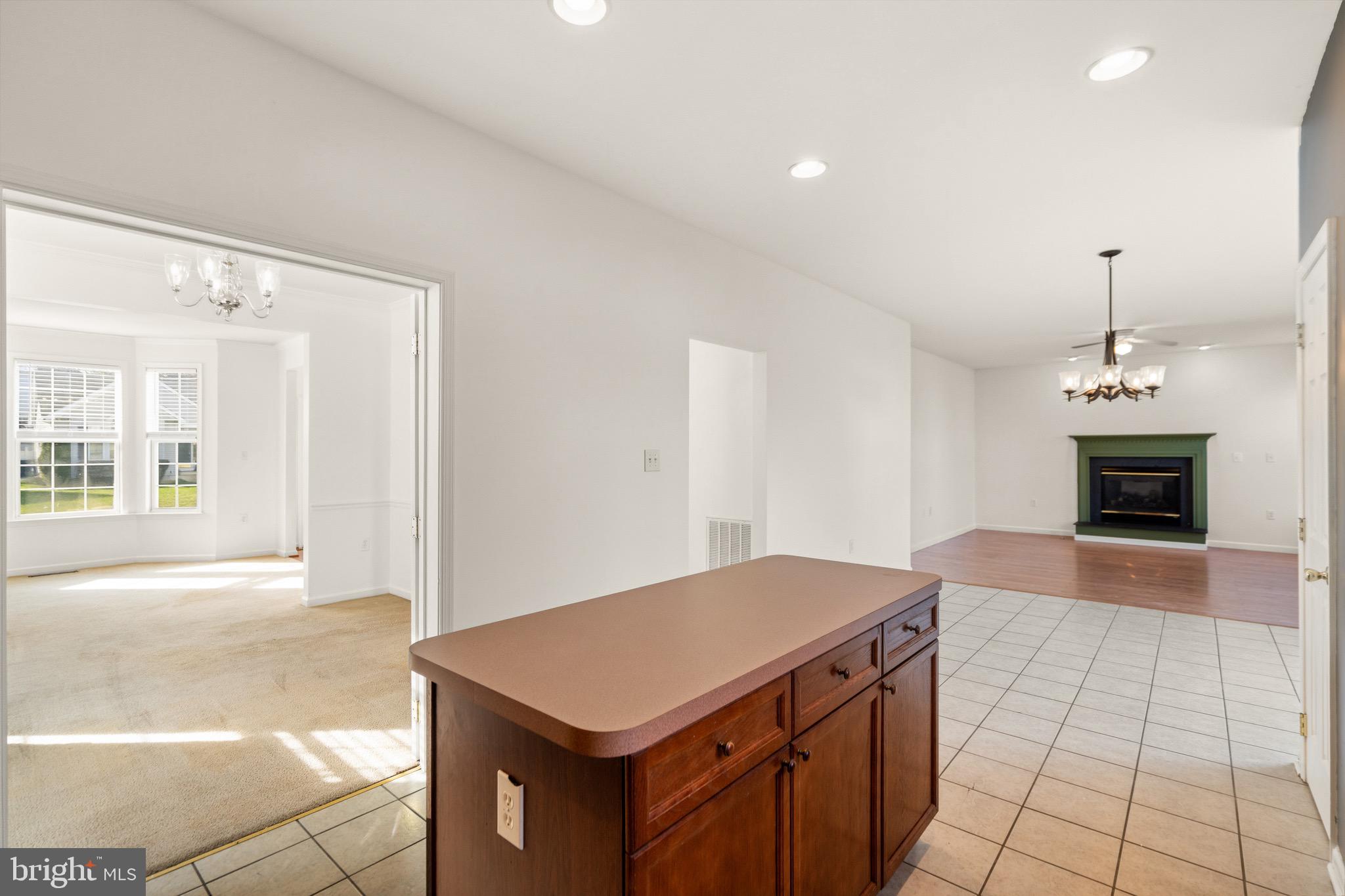 BENTWOOD ESTATES - Residential