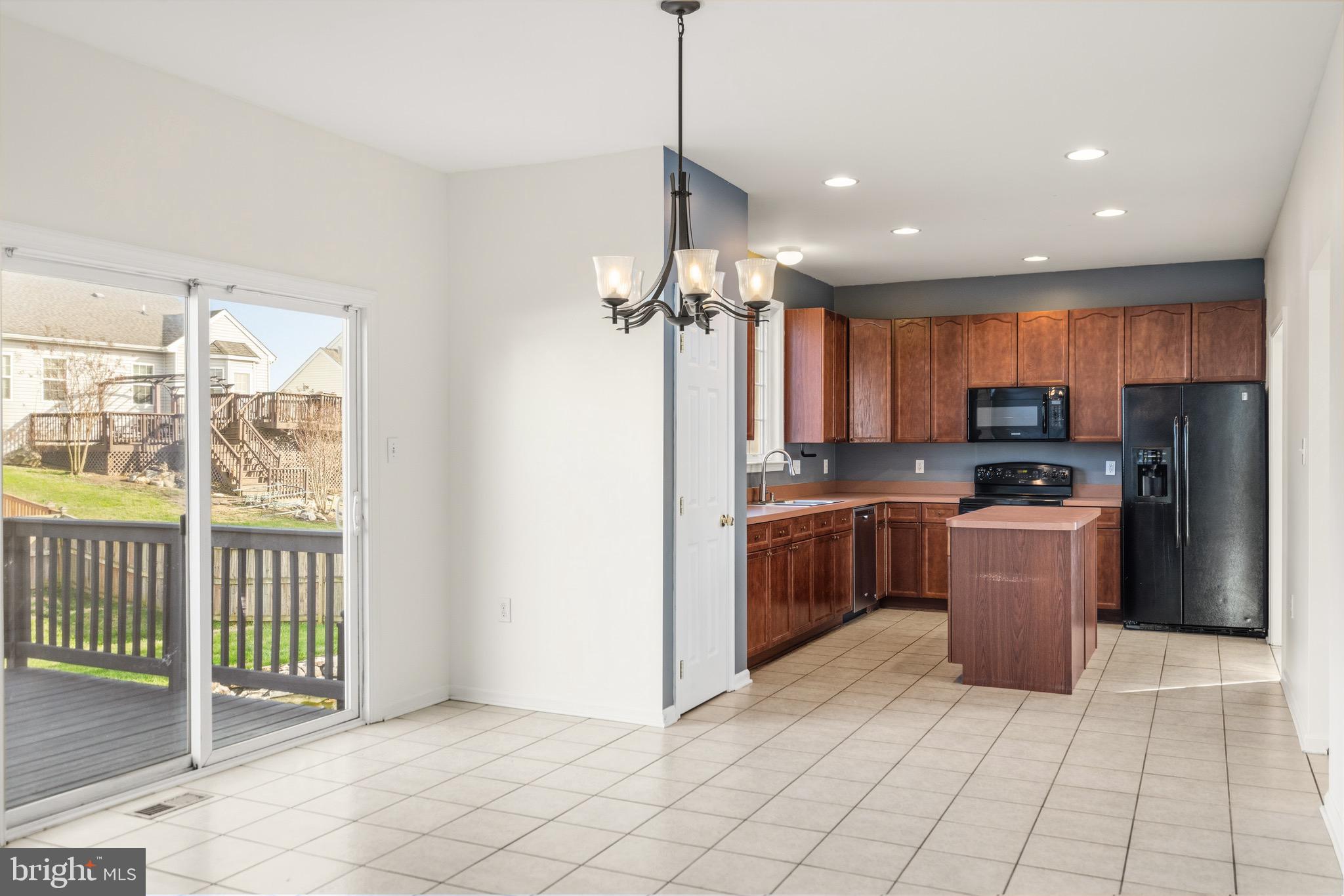 BENTWOOD ESTATES - Residential