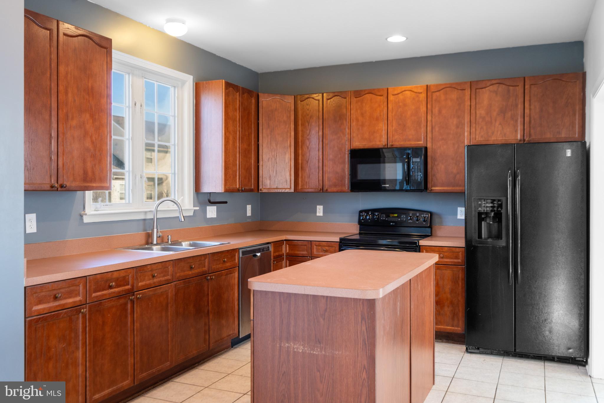 BENTWOOD ESTATES - Residential