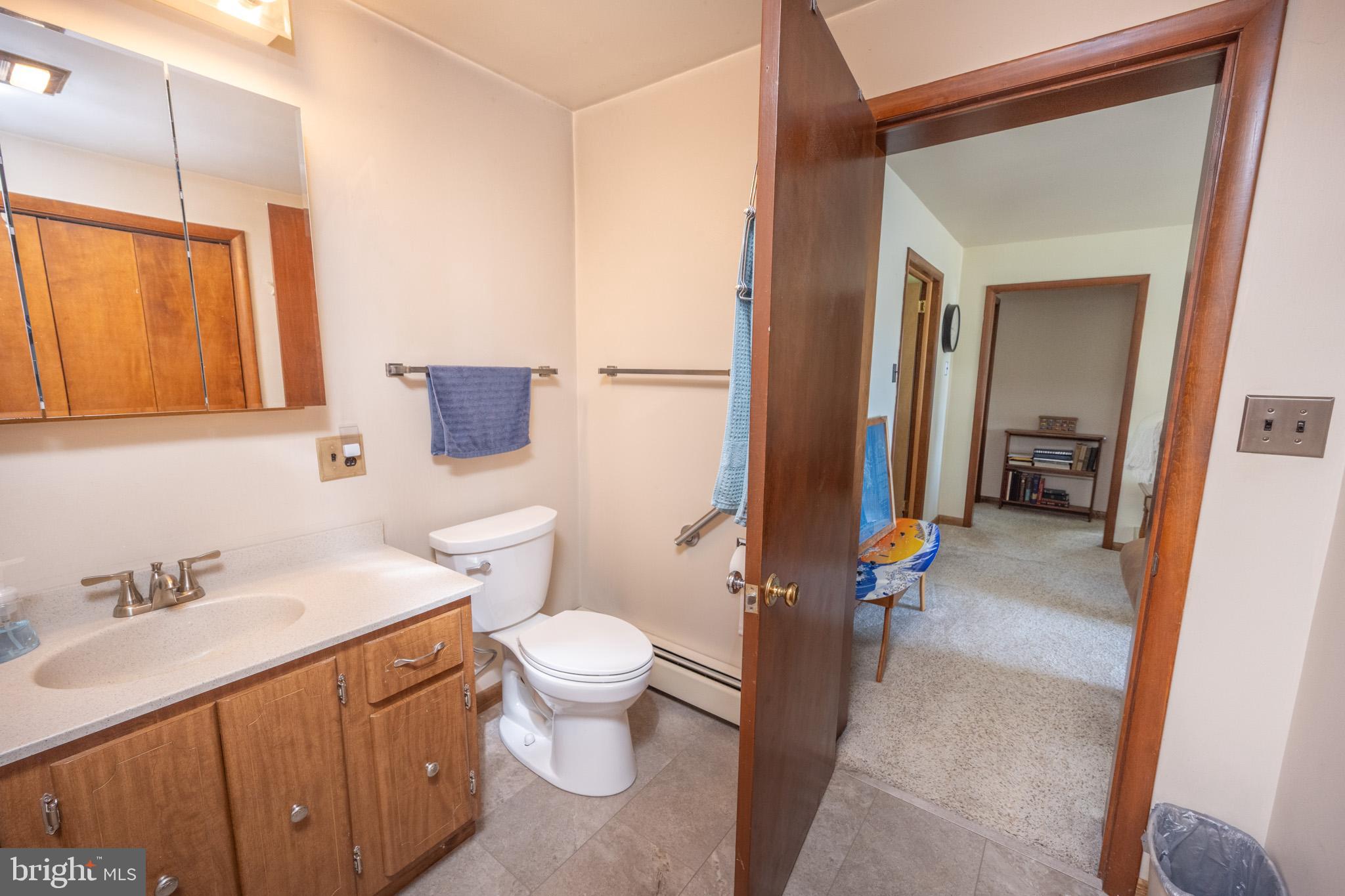 PARADISE POINT - Residential