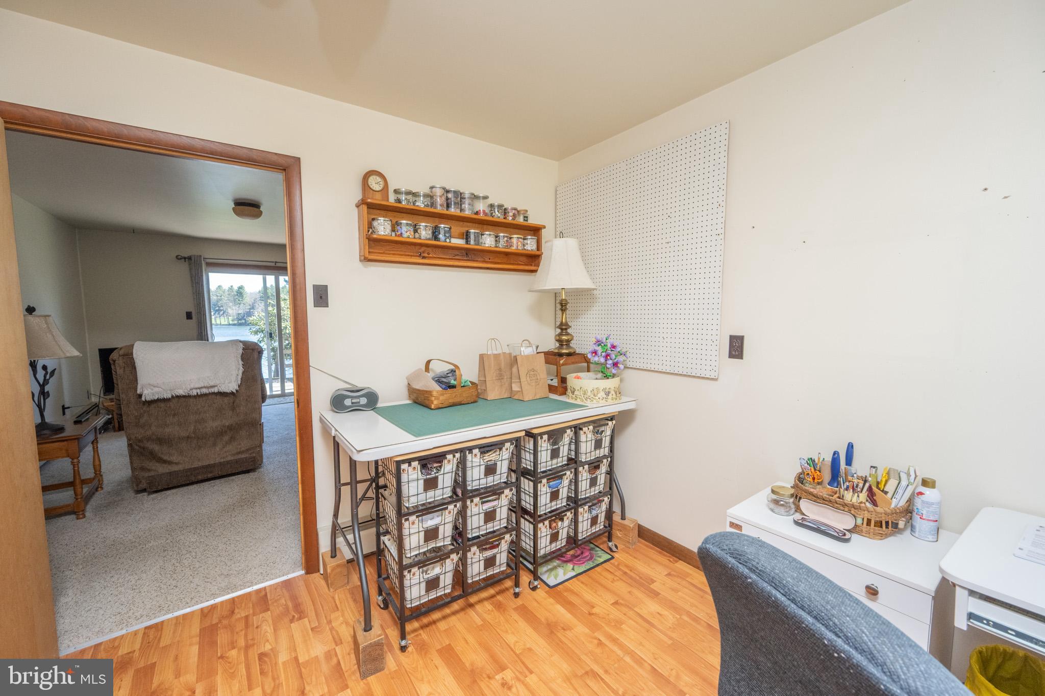 PARADISE POINT - Residential