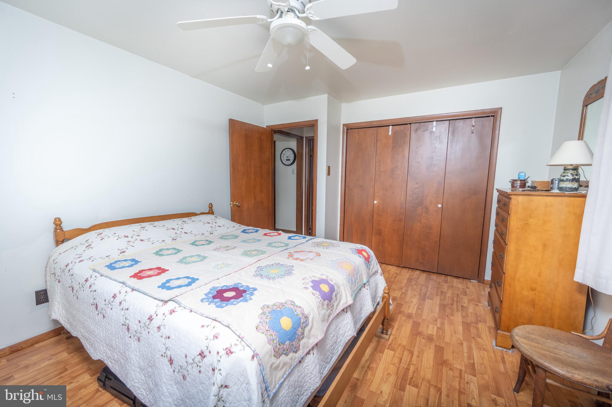 PARADISE POINT - Residential