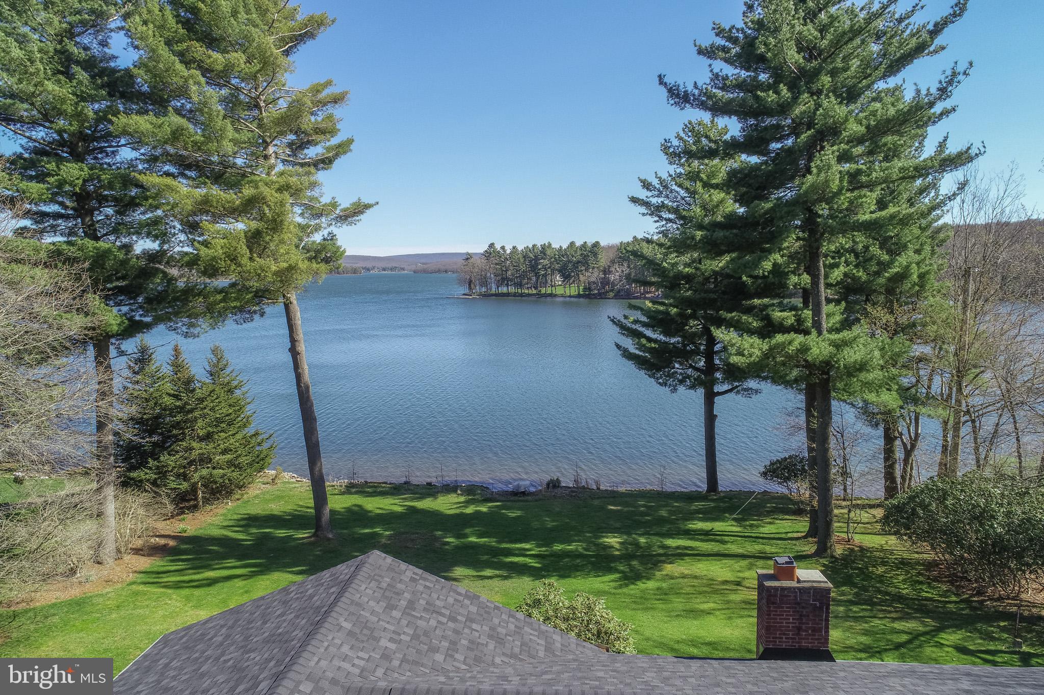 PARADISE POINT - Residential