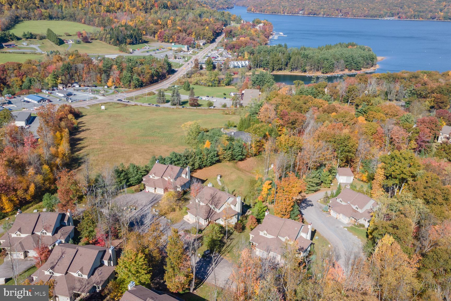 TIMBERLAKE VILLAGE - Residential