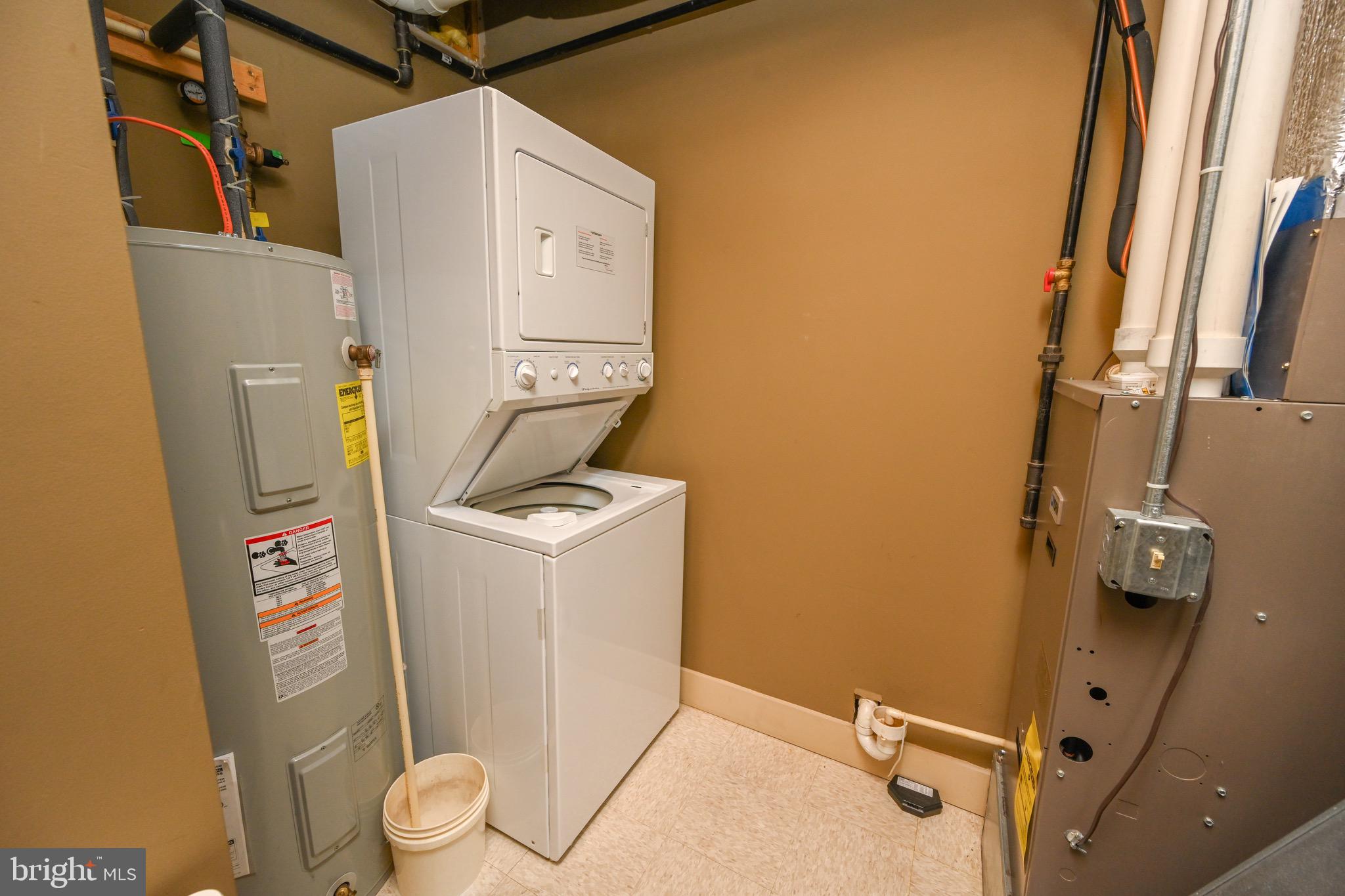 TIMBERLAKE VILLAGE - Residential