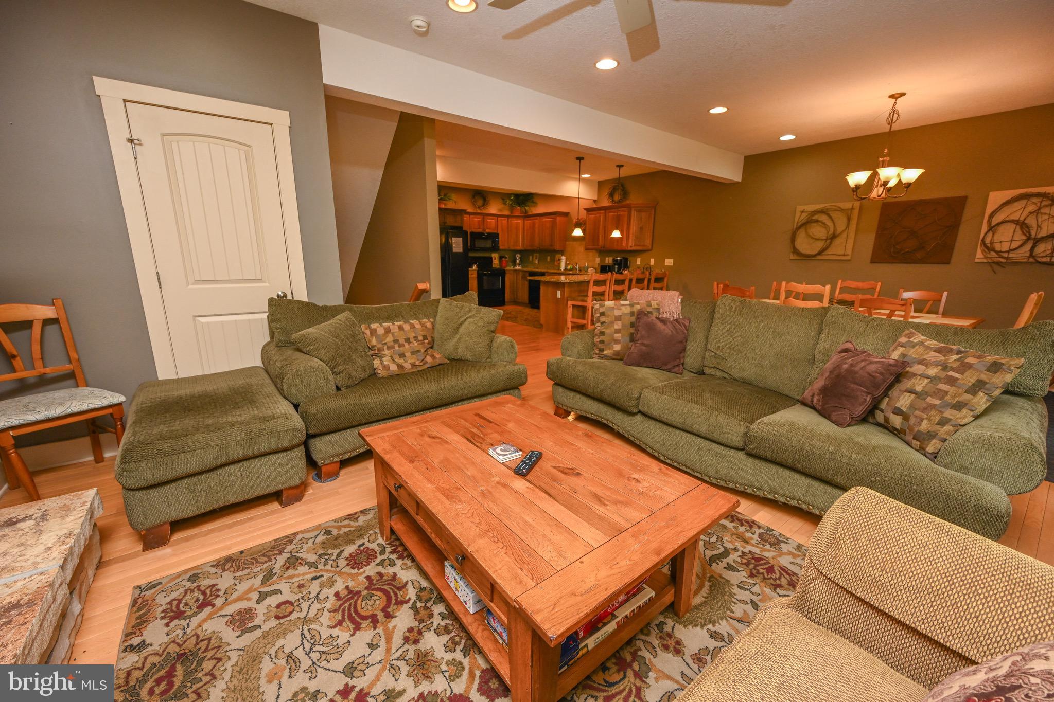 TIMBERLAKE VILLAGE - Residential