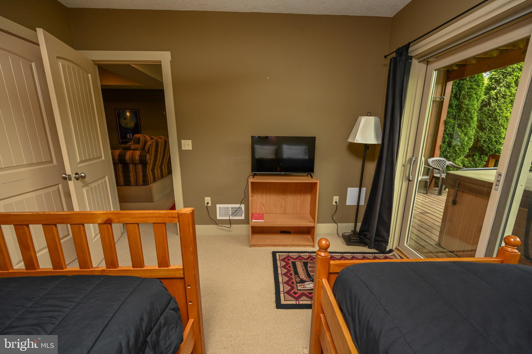 TIMBERLAKE VILLAGE - Residential