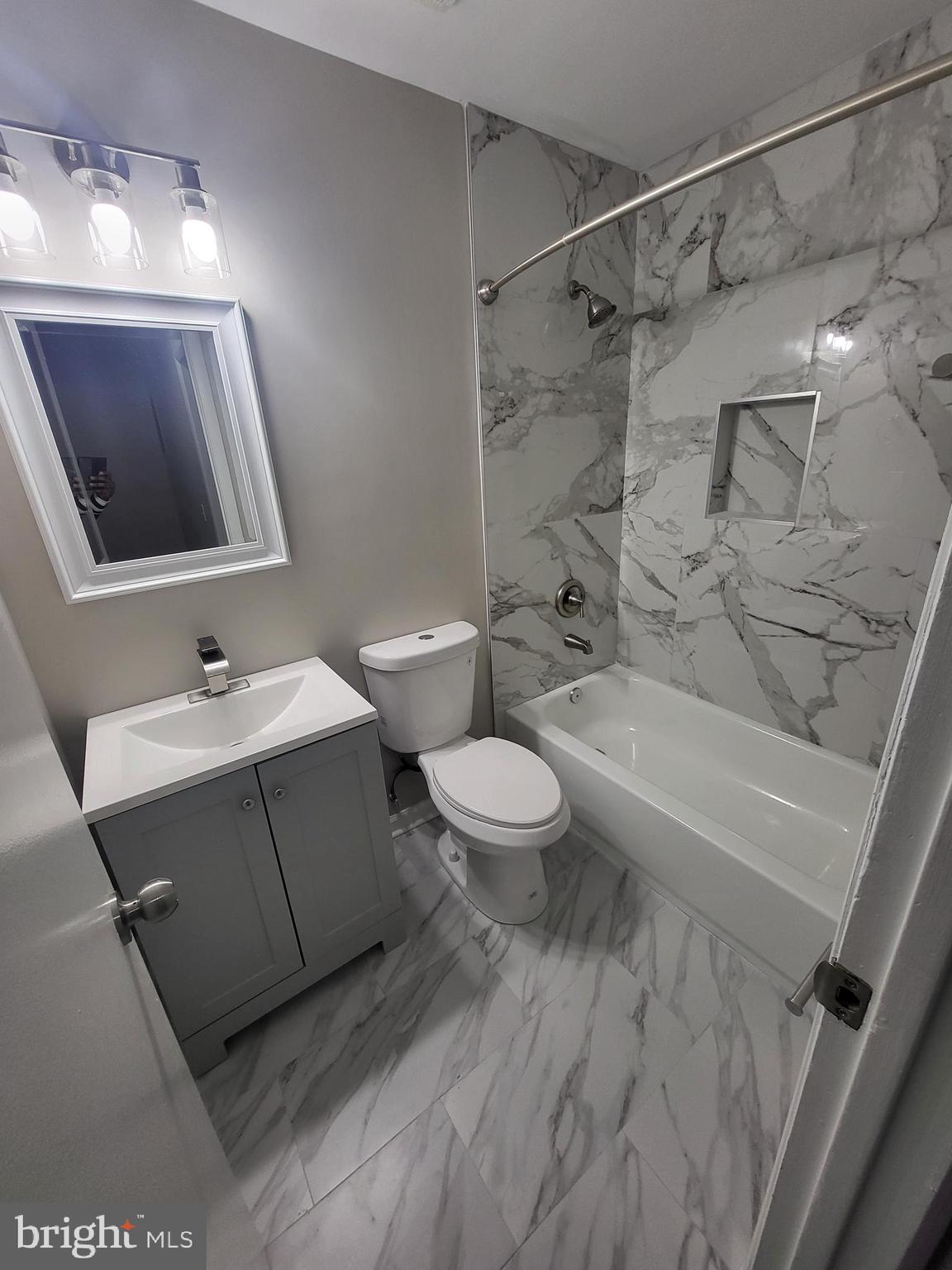 REGENCY TOWNS PLAT FOUR - Residential