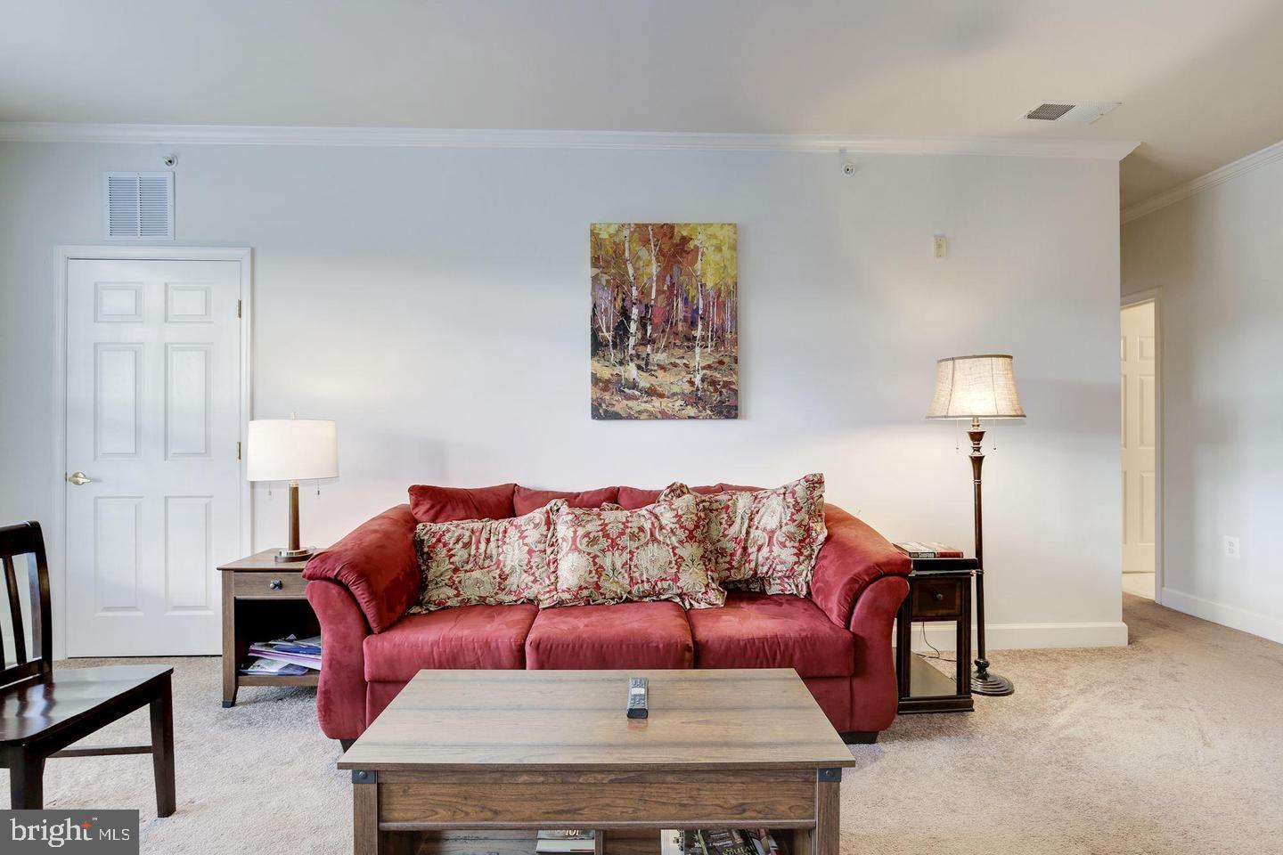 NORTH  POTOMAC VILLAGE - Residential Lease