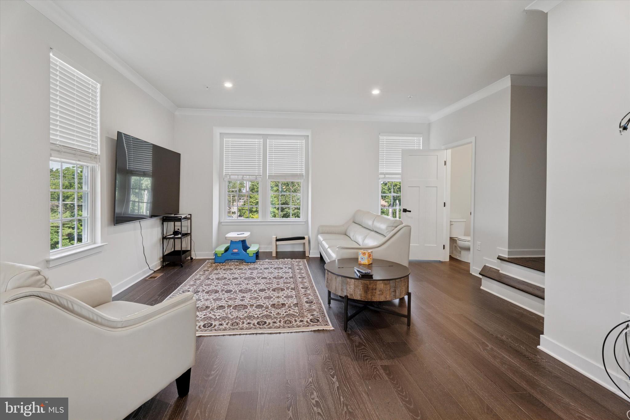 ANDALE GREEN - Residential Lease