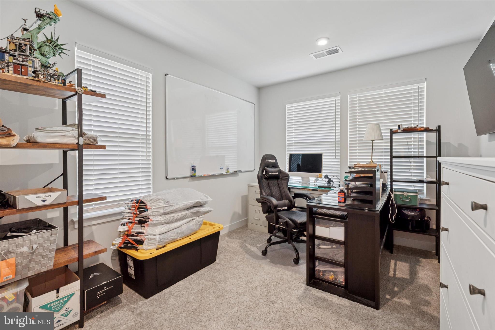 ANDALE GREEN - Residential Lease