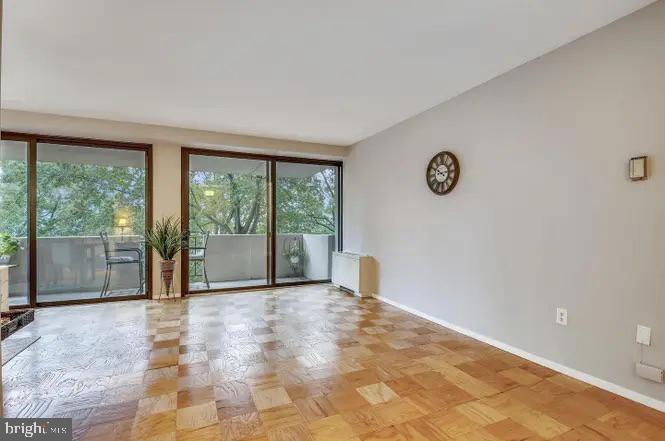 4141 N HENDERSON ROAD 322