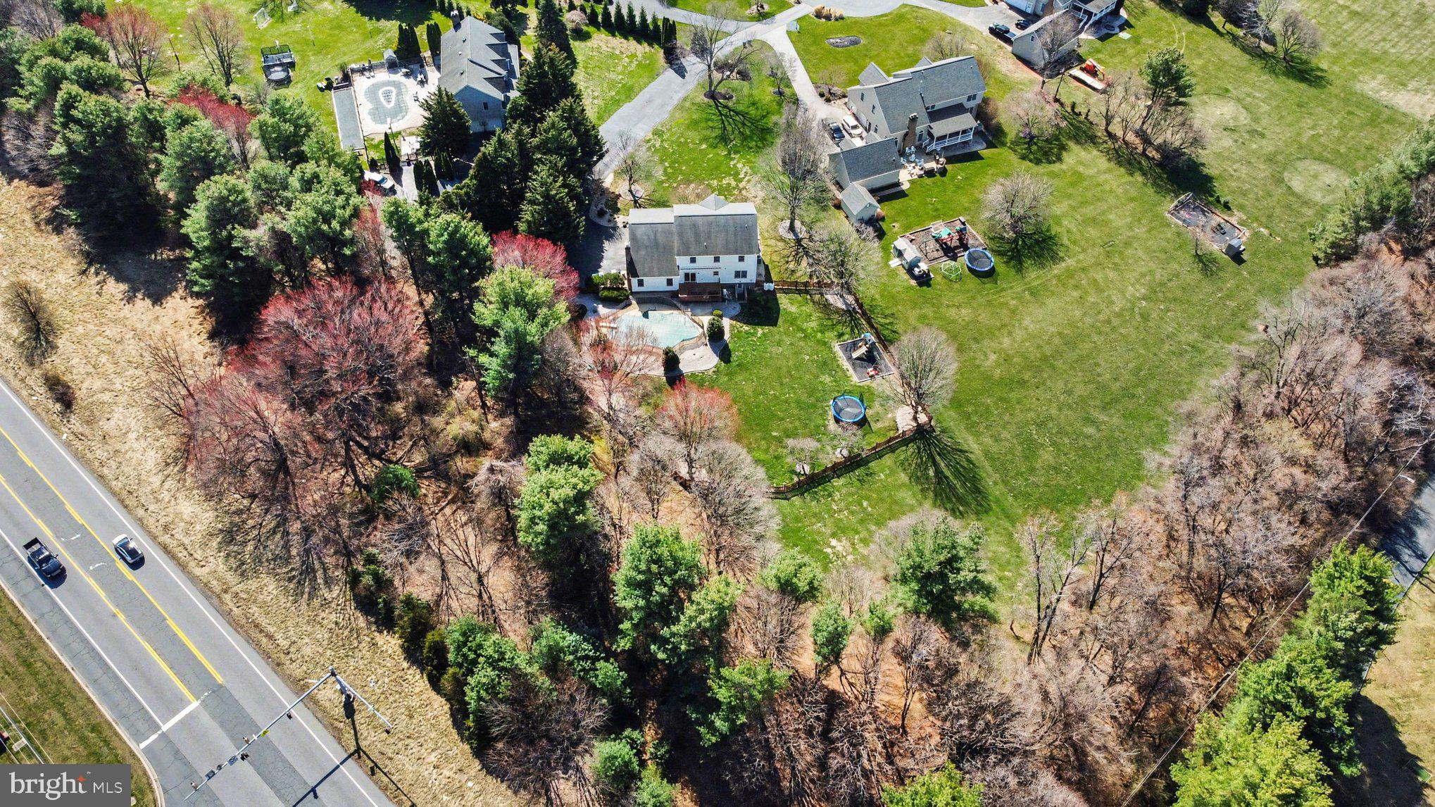 BURGUNDY FARMS - Residential
