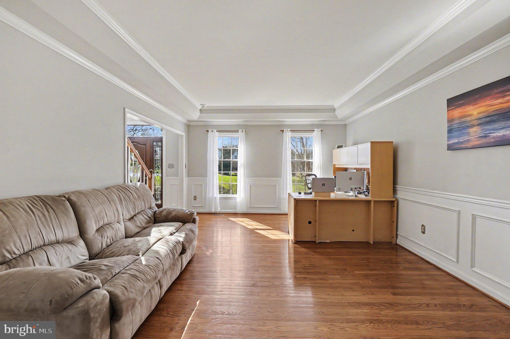 BURGUNDY FARMS - Residential